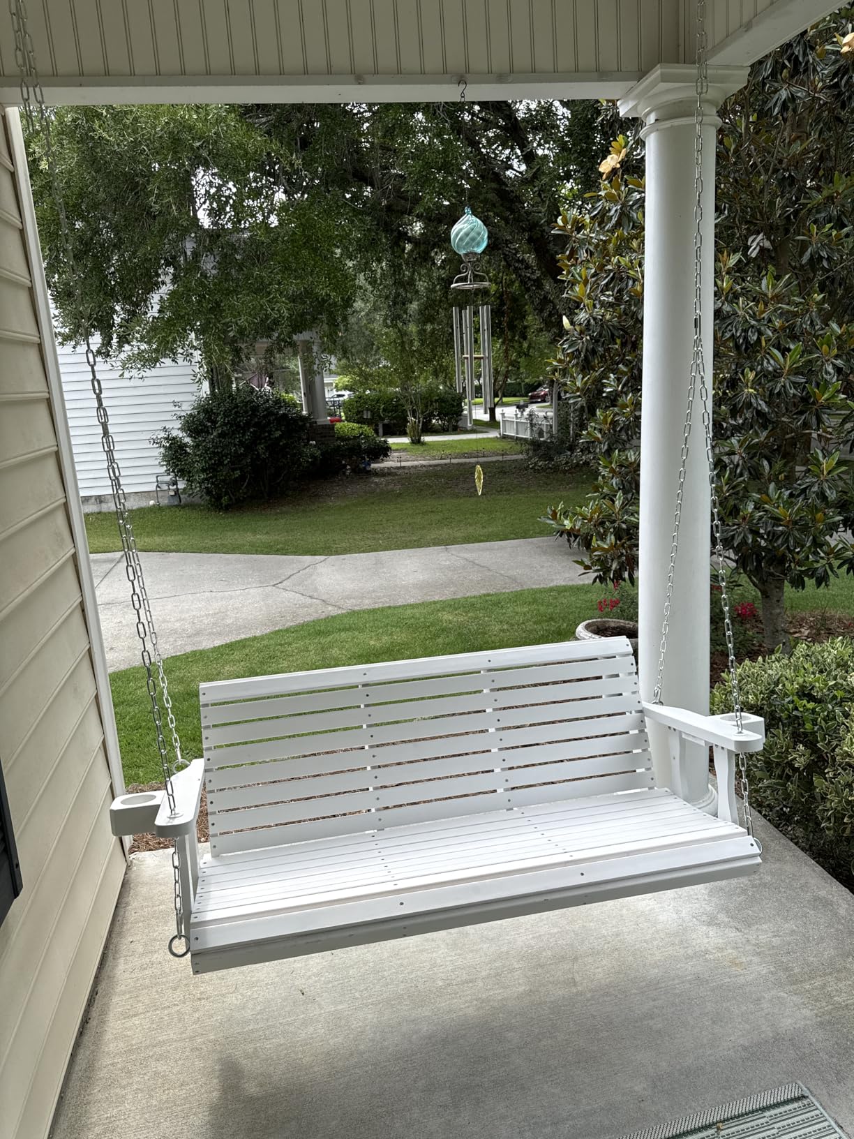 Wooden Porch Swing 2-Seater, High Backrest and Deep Seat, Bench Swing with Cupholders, Hanging Chains and 7mm Springs, Heavy Duty 880 LBS, for Outdoor Patio Garden (Cedar Tone - 4 FT Extra Large) customer photo 1