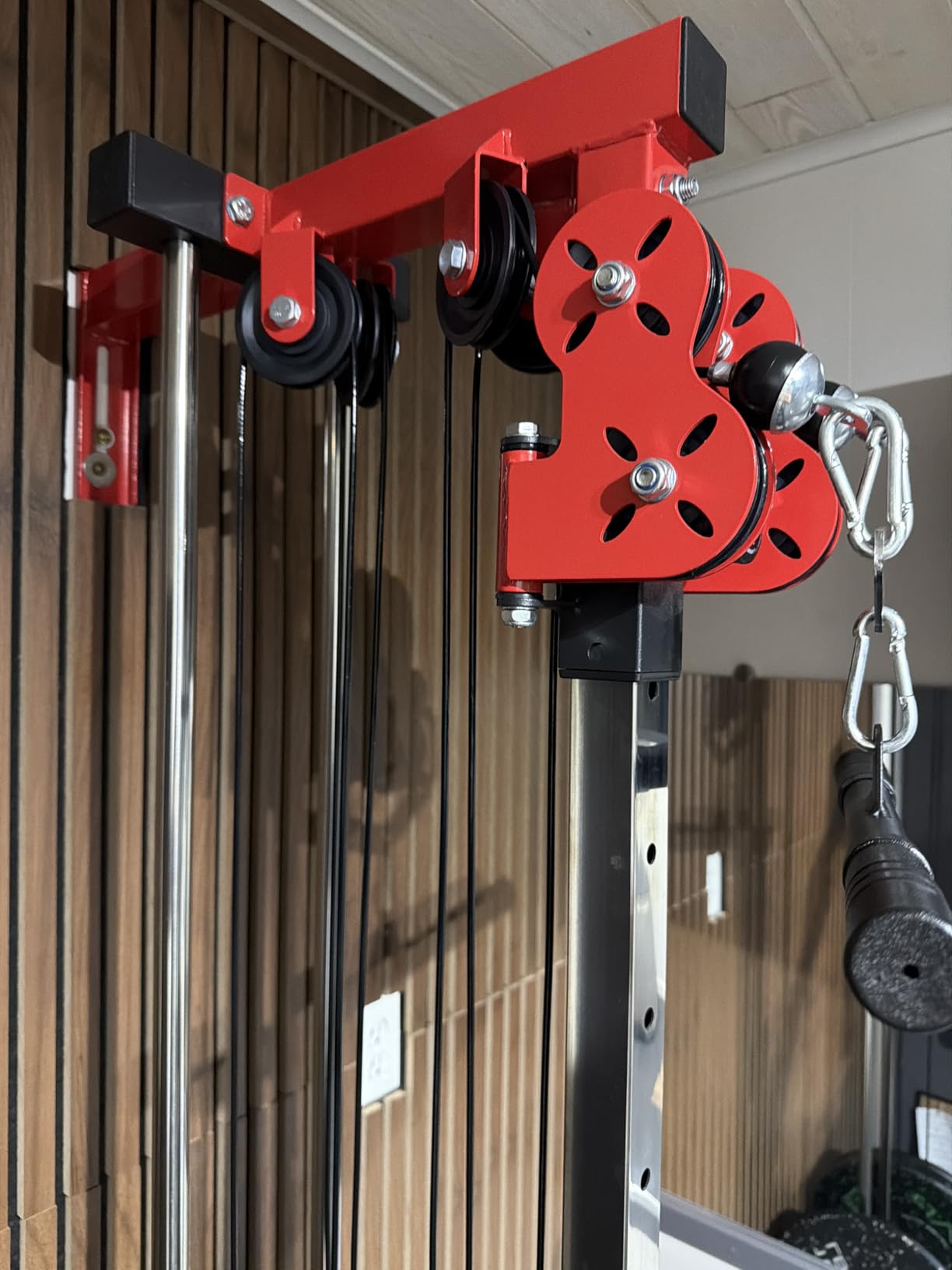 Mikolo Wall Mount Cable Station, Cable Crossover Machine with Dual Pulley System and 19 Adjustable Positions for Home Gym Fitness Equipment customer photo 2