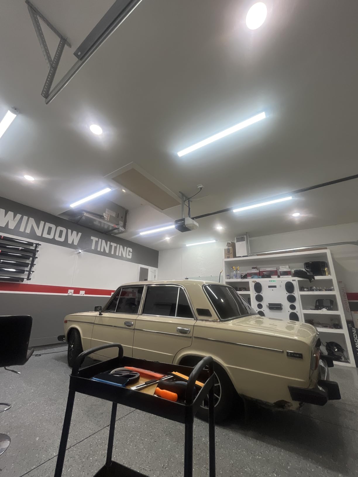 ALUSSO LED Shop Lights 4FT for Garage, 4800LM Adjustable 20W/30W/40W, 5CCT 2700K 3000K 4000K 5000K 6500K, 120V, Warm to Cool Daylight Linkable Shop Lights for Workshop, ETL, 2 Pack customer photo 2