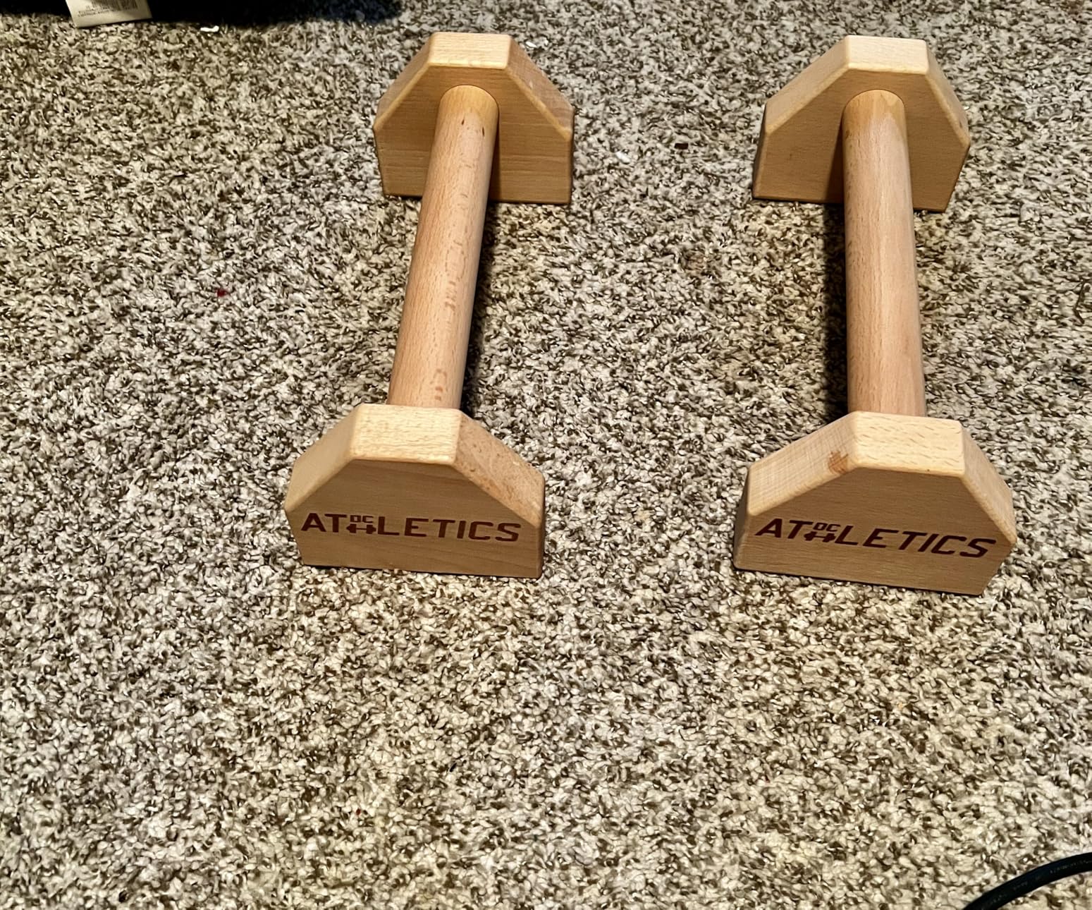 DC ATHLETICS Wooden Parallettes for Calisthenics - Wrist-Friendly Handstand Bars, Select Beech Wood & Zero-Wobble Stability with Anti-Slip Pads - Push-Up Handles for Planche, L-Sits & Floor Workouts customer photo 1