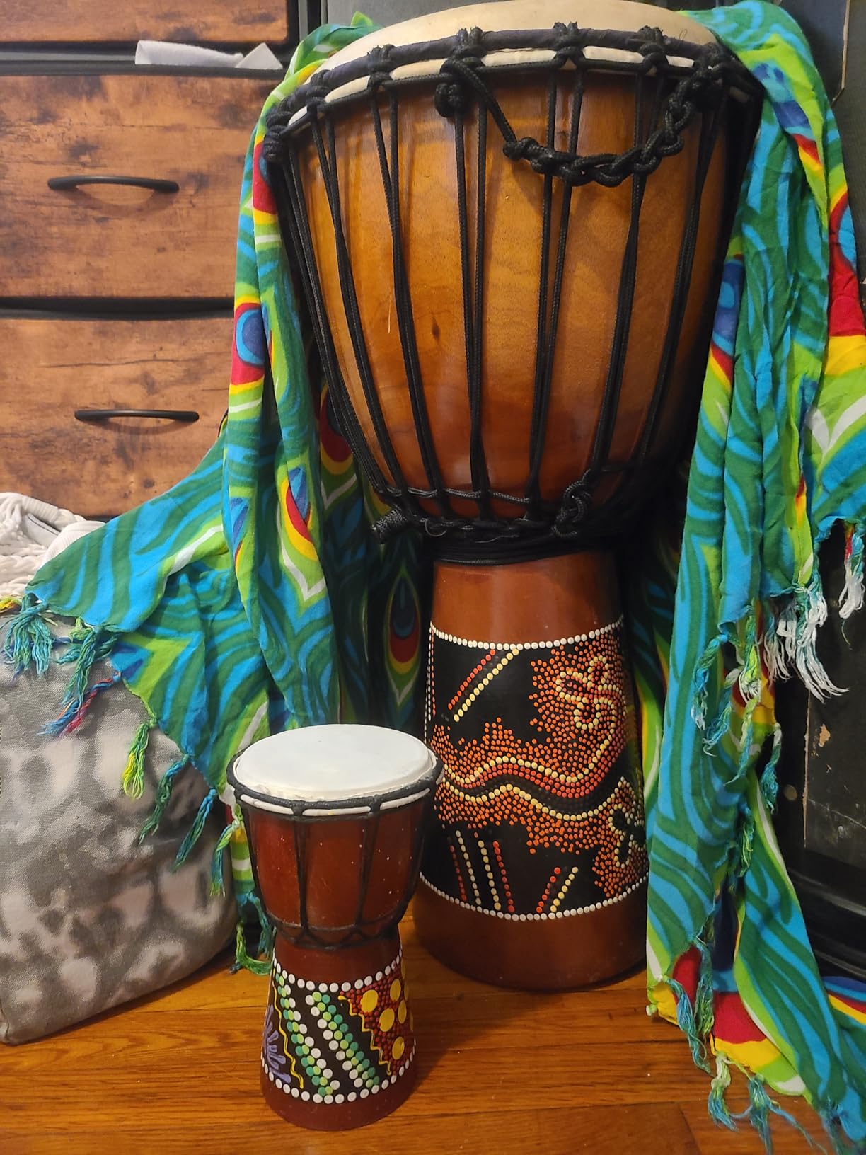 Wood Djembe Drum, 8.5'' x 16'' Carved Mahogany African Drums with Goatskin Drumhead, West African Styled Professional Djembe Hand Drum Musical Instruments for Adults Beginners customer photo 2