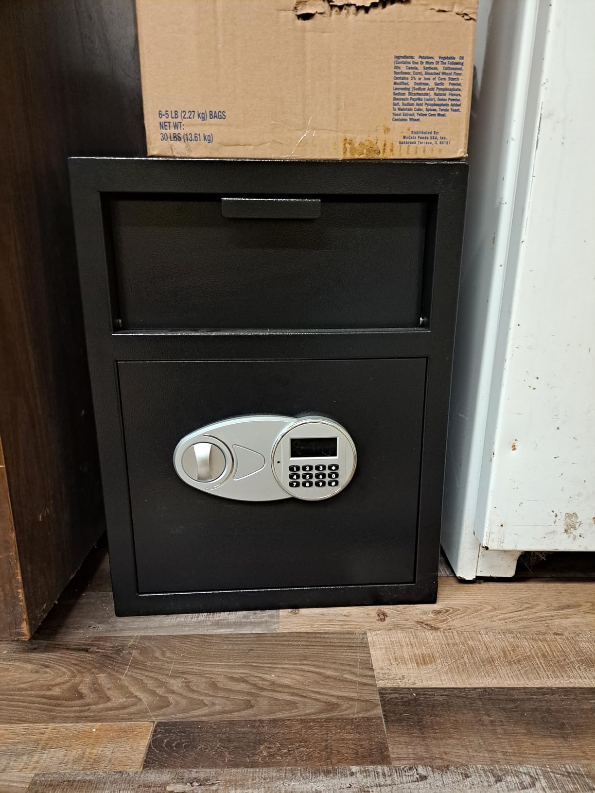 5.6 Cuft Large Depository Drop Safe for Business, Anti-Theft Safe Box with Quick Place Drop Slot, Digital Keypad and Spare Key, Heavy Duty Drop Safes for Business Retail Mail Church Home customer photo 2