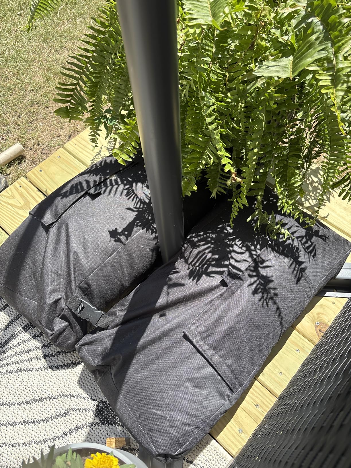 Tangkula 10ft Solar Patio Umbrella with Base Included, Offset Cantilever Outdoor Umbrella with 32 LED Lights, 360 Degree Rotation, Crank Handle for Pool Deck Garden Backyard (Tan) customer photo 1