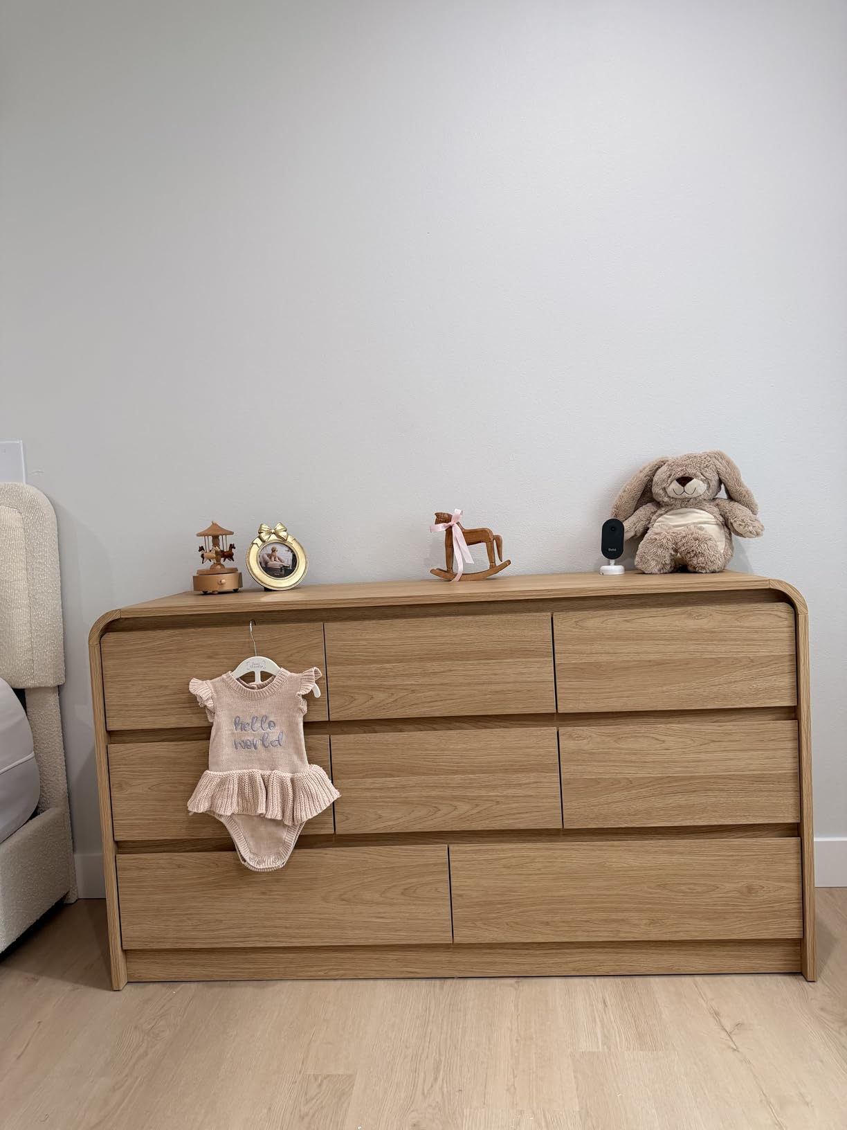 Aitjunz Modern 8 Drawers Dresser for Bedroom, 55