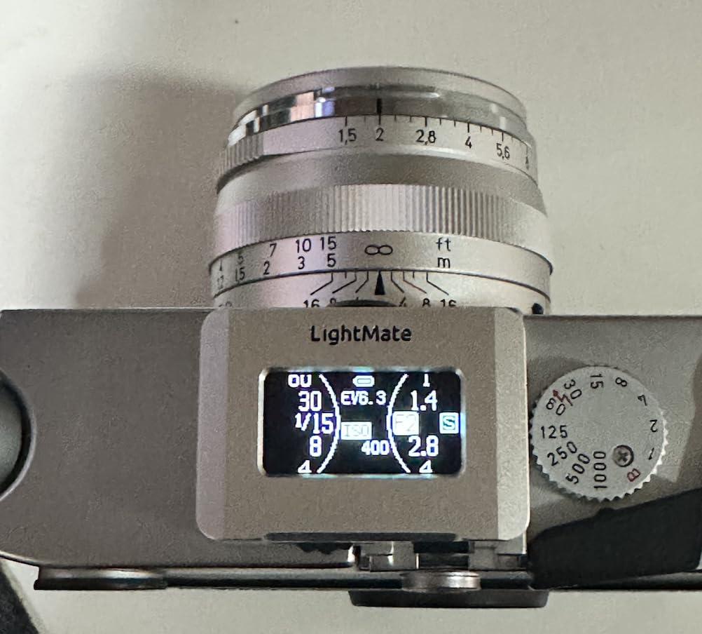 LightMate Lite 2R Light Meter, 30 Degree FOV High Precision Ambient Light Digital Exposure Meter, 0.96in OLED Screen, Ultra-Compact, Rechargeable, for Film Leica Cameras, Black customer photo 2