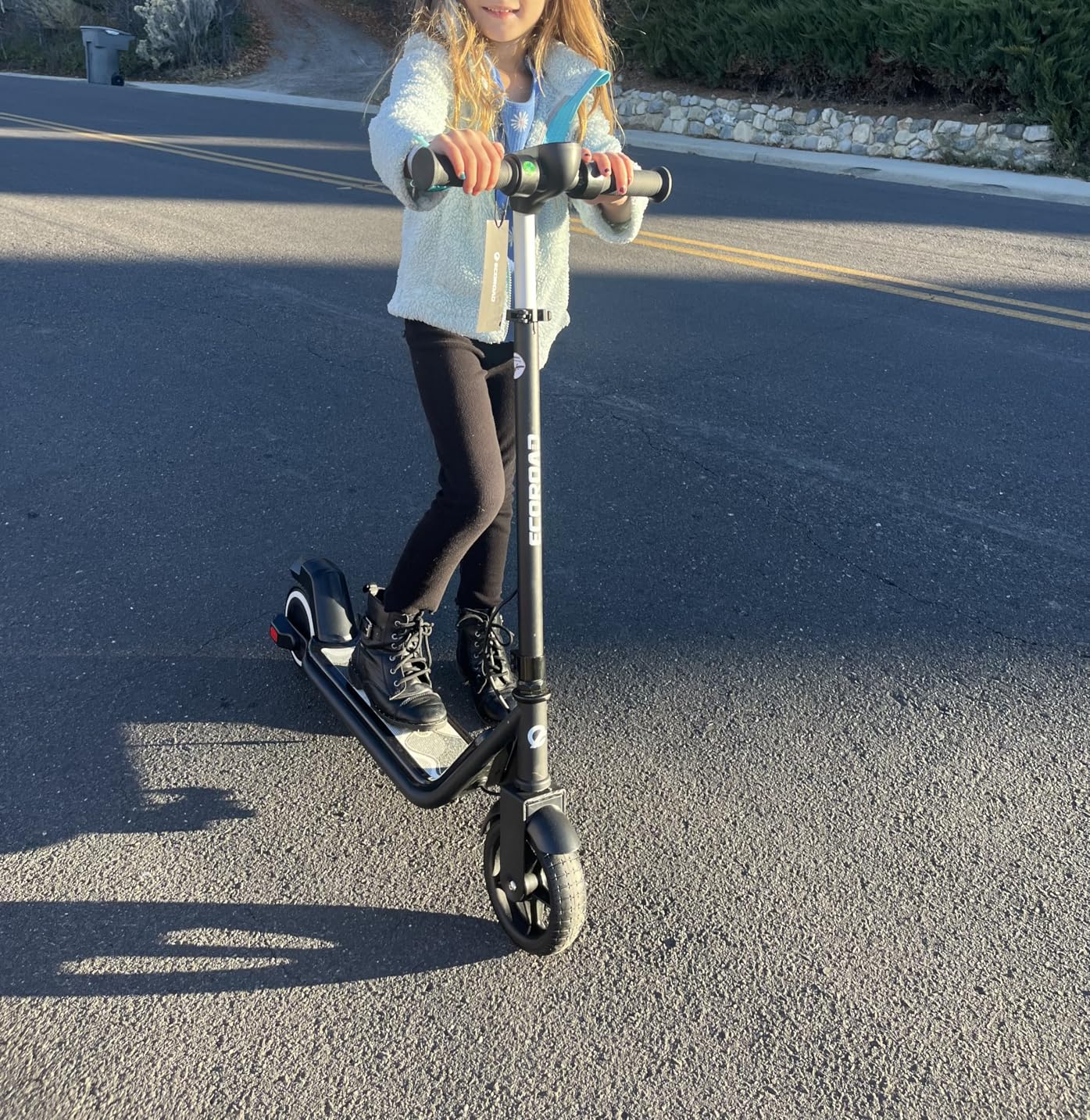 ECOROAD EK6 Kids Electric Scooter for 6-12, 3/6/10mph Speeds, Adjustable Height, 150W & Dual Brake Safety Electric Scooter, for Outdoor Play customer photo 1