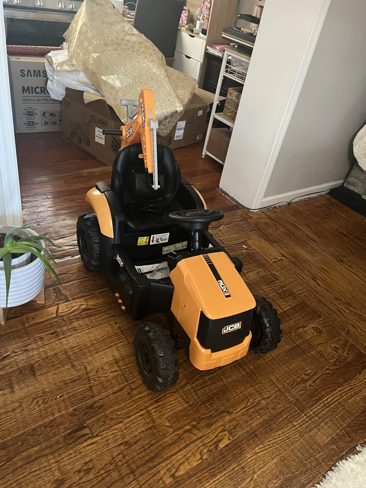 First Ride On JCB 3CX Licensed 24V Excavator Ride On Toys for Kids, Backhoe Digger Toy with Reversible Seat, Removable Front & Rear Arms, Remote Control, Electric Construction Car for Boys Girls (24V) customer photo 1