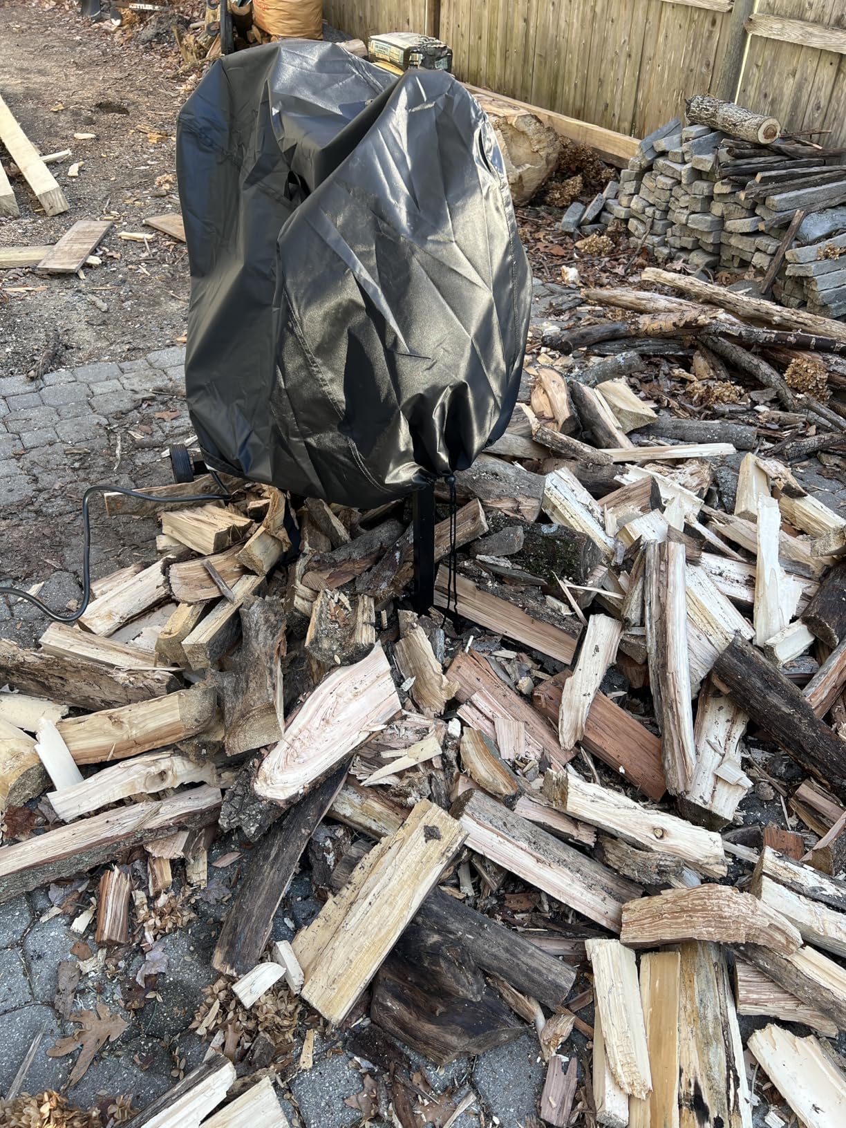 BILT HARD 6.5 Ton Electric Log Splitter with Stand - 15 Amp Motor Wood Splitter with Hydraulic Ram customer photo 1
