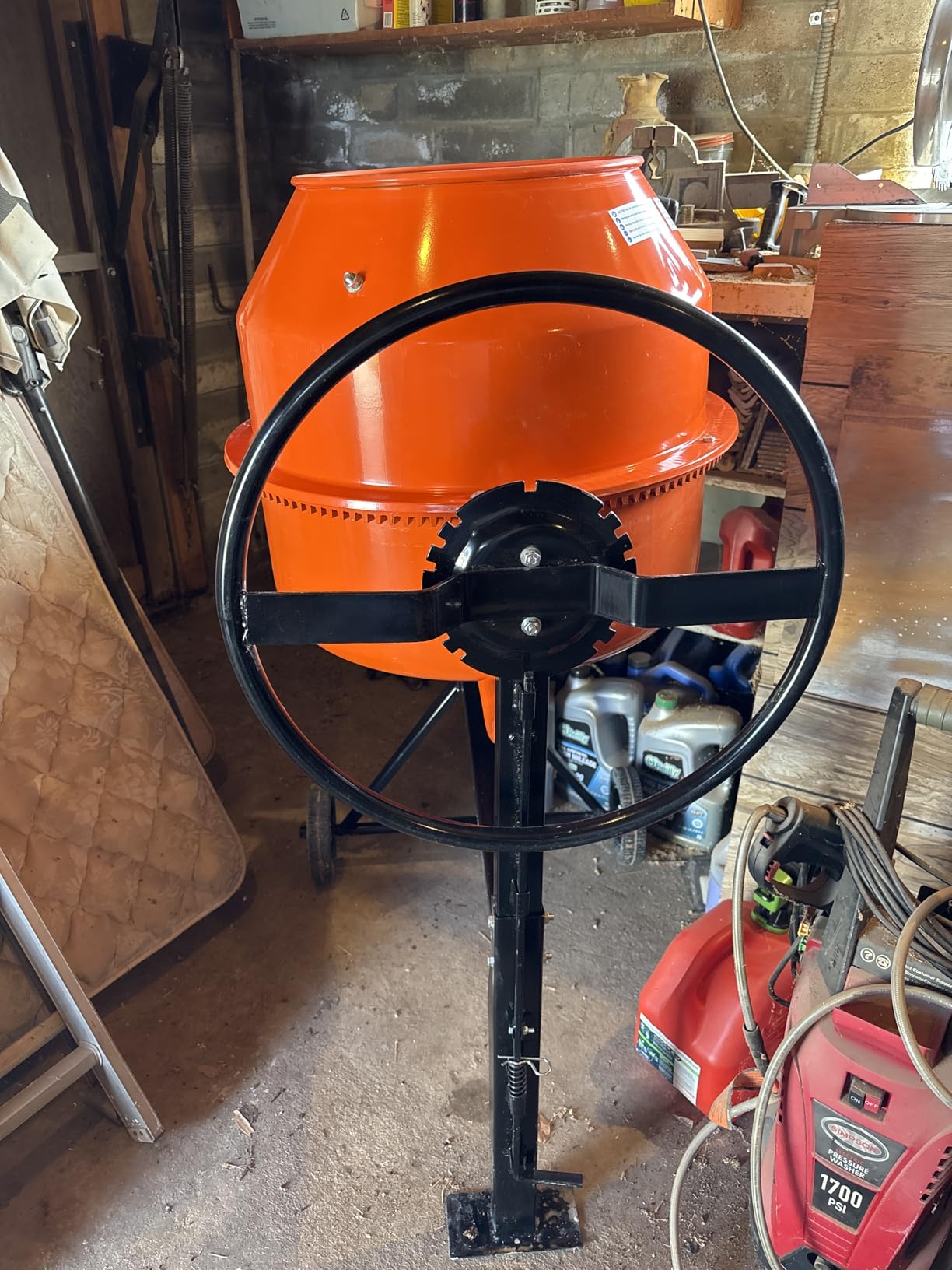 SPECRAFT Electric Cement Mixer, 4.9 Cu.Ft Stand and Wheels Concrete Mixer, 550W 110V Motor Durable Mixing Drum Mortar Stucco Feed Residential Construction Farm Garden Use customer photo 1