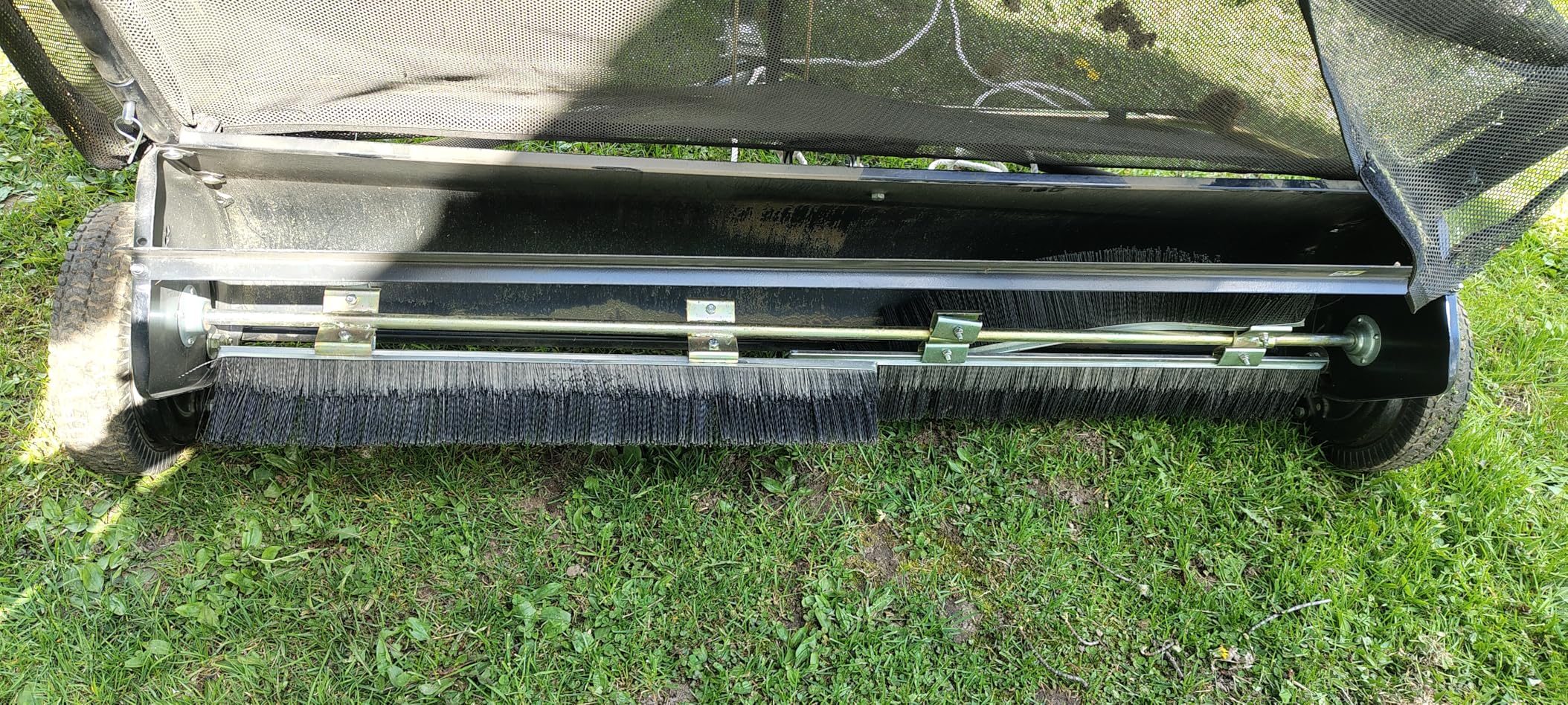 YINTATECH 50in Tow-Behind Lawn Sweeper, Heavy-Duty Garden Sweeper with Hopper Bag, Grass Collector, Adjustable Brush Height, Anti-Splash Cover, and Dumping Rope from Seat Handle for Yard Lawn customer photo 1