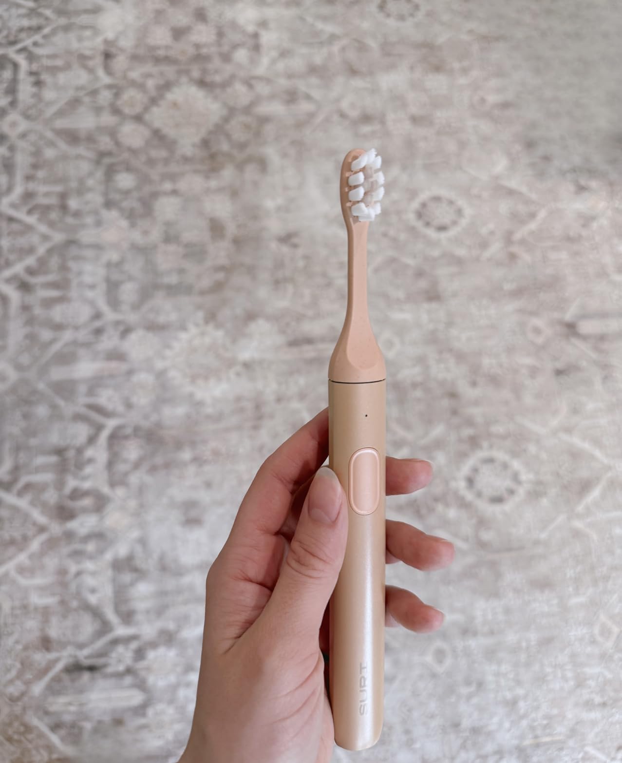 SURI 2.0 New Sonic Electric Toothbrush with Pressure Sensor & UV-Cleaning Travel Case | 1 Month+ Battery | Electric Toothbrush for Adults | Travel Toothbrushes | Green customer photo 1