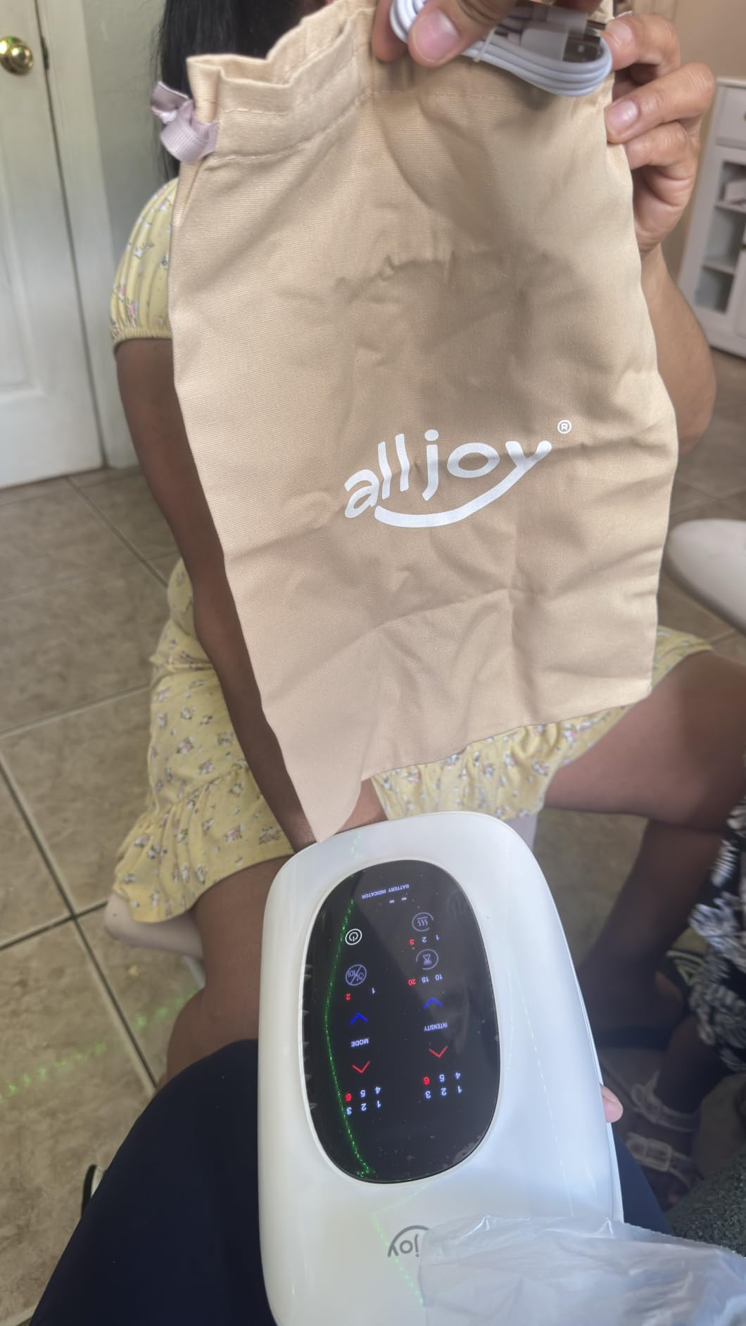 ALLJOY Hand Massager with Heat and Compression, Knuckle Stretching and Hand Massage, 6 Modes 6 Intensities 3 Heat for Arthritis and Carpal Tunnel Relief, Birthday Gifts for Women and Men(White) customer photo 2