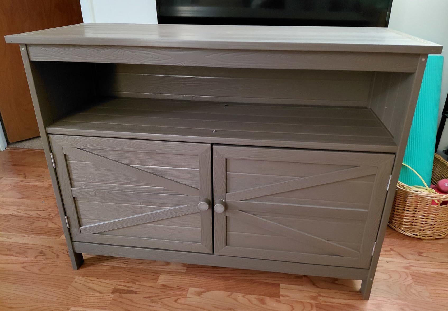 HIPS All-Weather Outdoor Storage Cabinet, Outdoor Sideboard with Magnetic Doors, 3-Shelves Patio Storage Cabinet, Used for Garden, Buffet Cabinet, TV Stand, Bar Table, Balcony customer photo 1