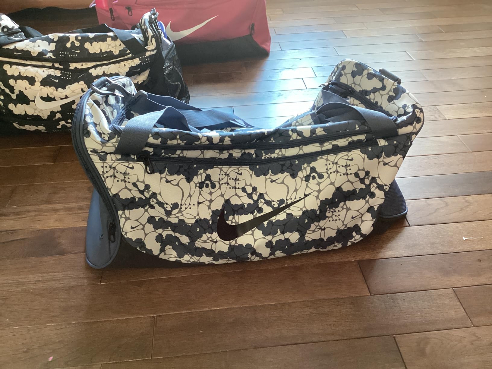 Nike Unisex Adult Gameday Brasilia X Training Duffel Bag (24L, 40L, 60L, or 95L) | Mens and Womens customer photo 1