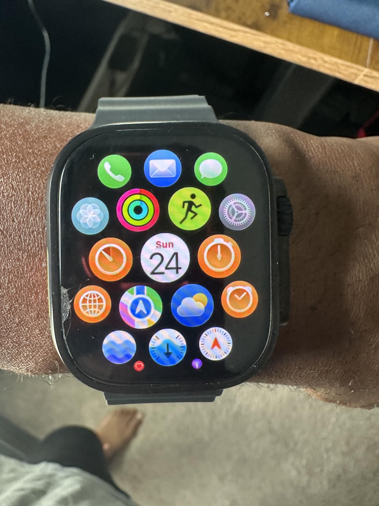 Apple Watch Ultra 3 [GPS + Cellular 49mm] Running & Multisport Smartwatch w/Rugged Titanium Case w/Anchor Blue Ocean Band. Satellite Communications, Advanced Health & Fitness Tracking customer photo 2