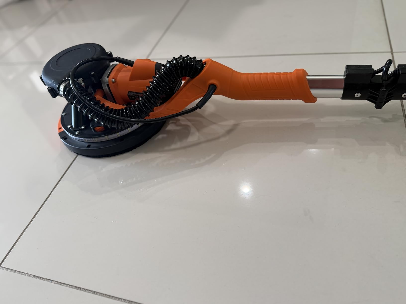 Drywall Sander Tool, KUPERIA 8.5 Amp Popcorn Ceiling Removal Tool with 7 Variable Speed 800-1800RPM, Electric Drywall Sander with Extendable Handle, LED Light, 6 Basic Sand Paper & 6 Grid Sandpaper, Orange customer photo 1