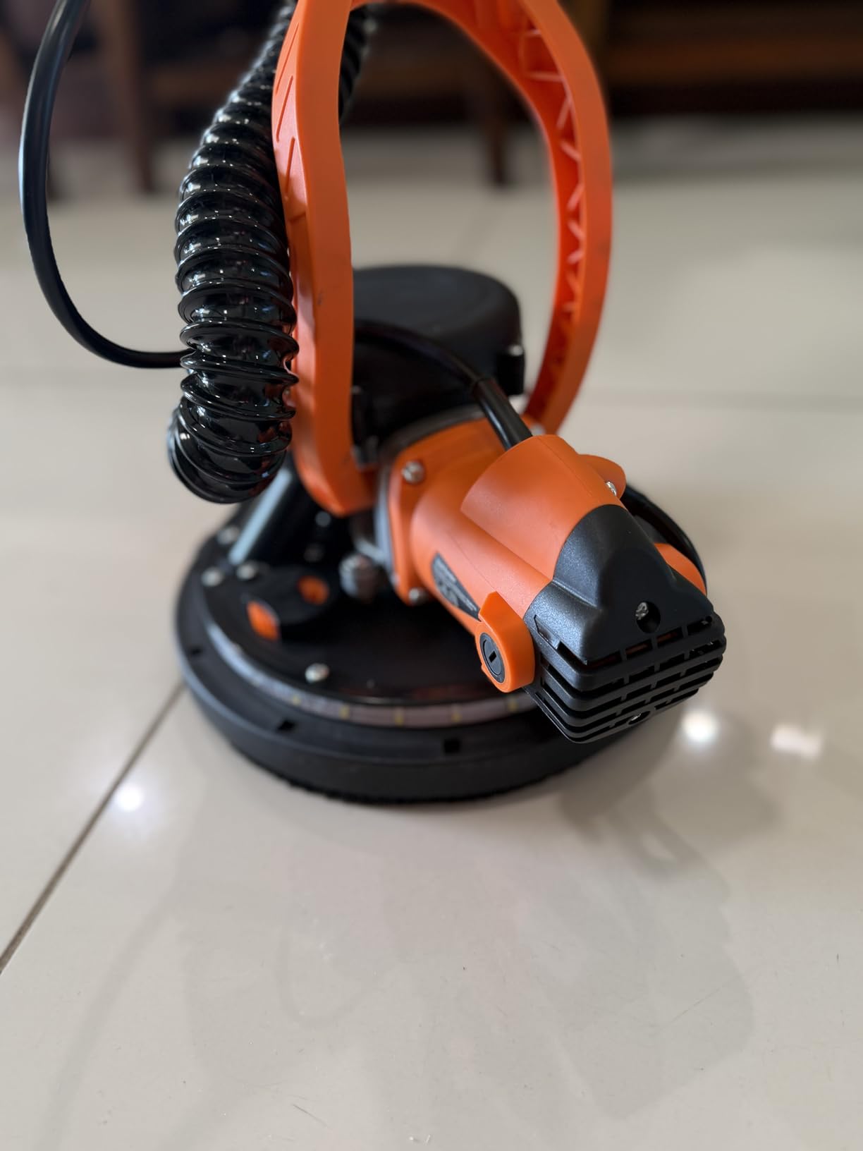 Drywall Sander Tool, KUPERIA 8.5 Amp Popcorn Ceiling Removal Tool with 7 Variable Speed 800-1800RPM, Electric Drywall Sander with Extendable Handle, LED Light, 6 Basic Sand Paper & 6 Grid Sandpaper, Orange customer photo 2