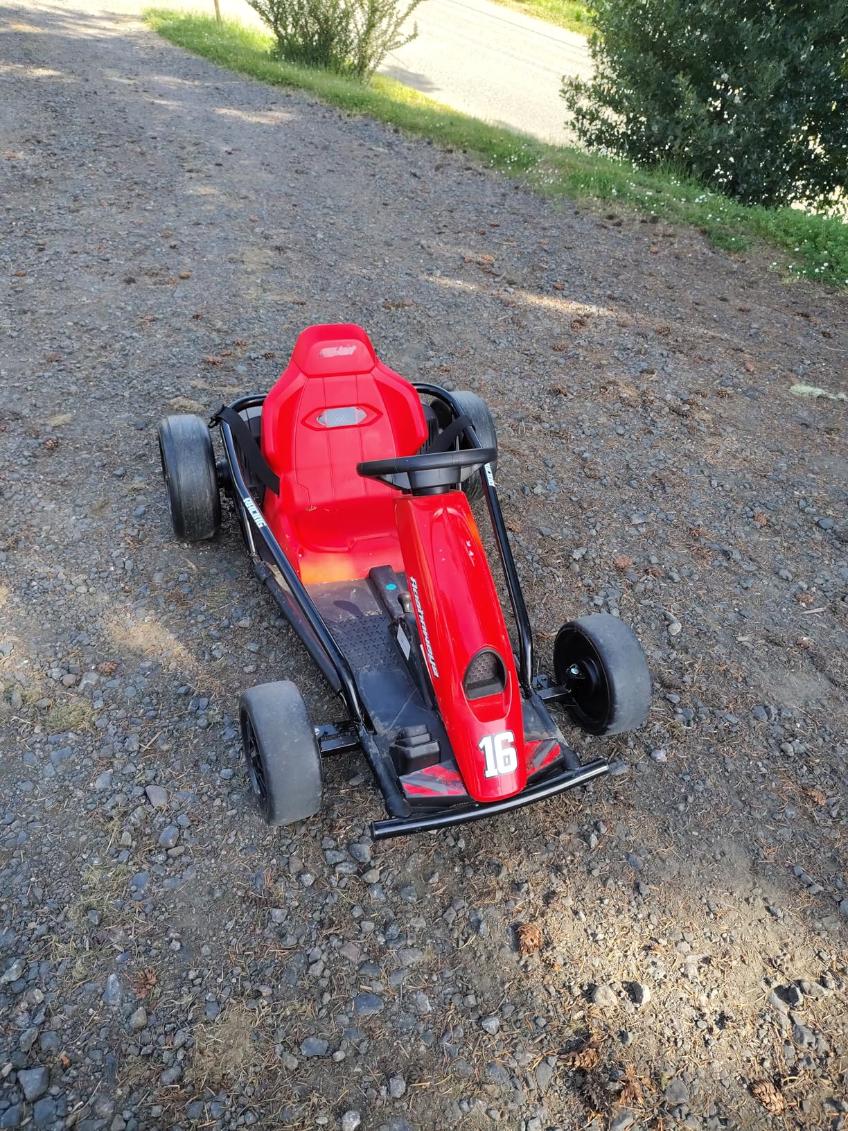 Electric Drift Go Kart for Kids 8-12, 24V Battery, 360W Motor, Reinforced Wear-Proof Rear Wheels, 8.1MPH High Speed, 154lbs Capacity (Red) customer photo 1