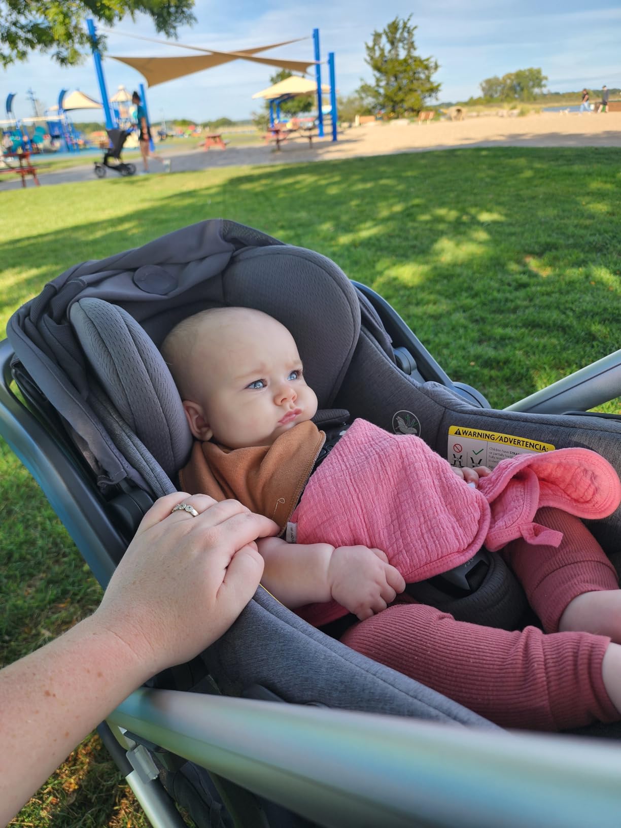 UPPAbaby Mesa V3 Infant Car Seat - Easy Installation + SmartSecure Technology - Attaches to Stroller | Base + Infant Insert Included - Evelyn (Meadow Green) customer photo 2