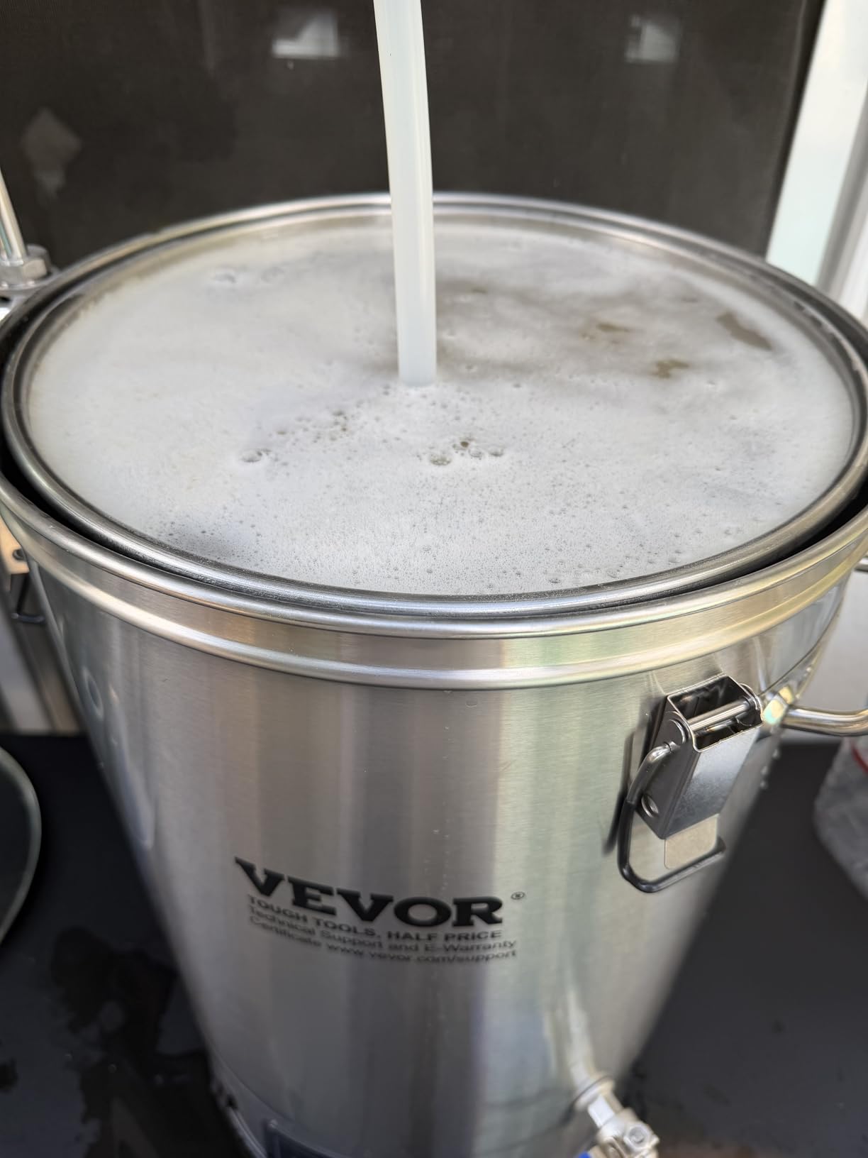 VEVOR Beer Brewing Equipment, 8 Gal/30L 304 Stainless Steel Home Beer Brewer,1500W All-in-One Home Brewing Kit with Tall strainer, Integrated Inner Barrel & Reinforced Handle customer photo 1