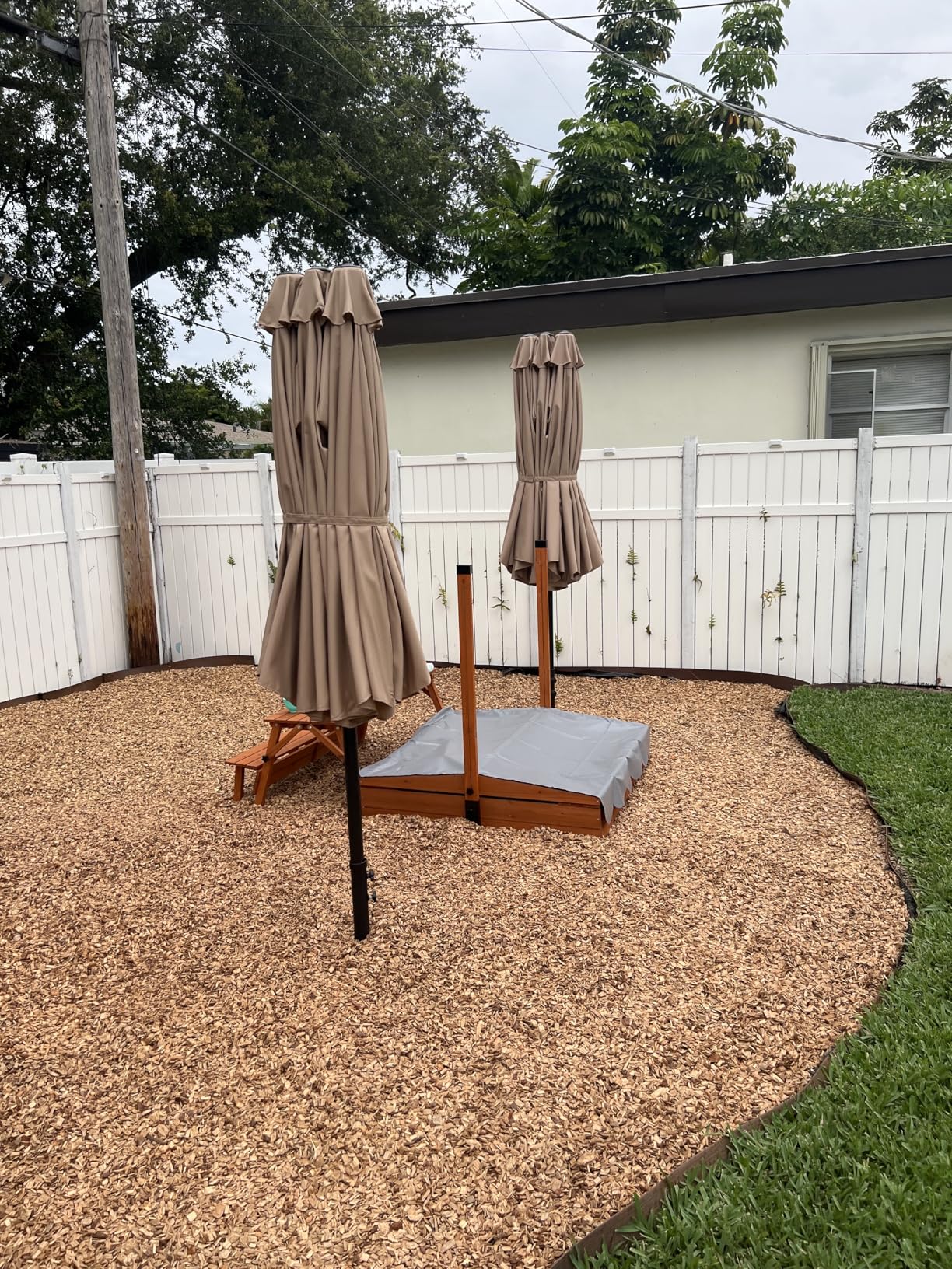 SUPERJARE 15FT Outdoor Patio Umbrella with Base Included, Double Sided Pool Umbrellas with Fade Resistant Canopy, Extra-Large Table Umbrella for Deck, Market, Backyard, Beige customer photo 2