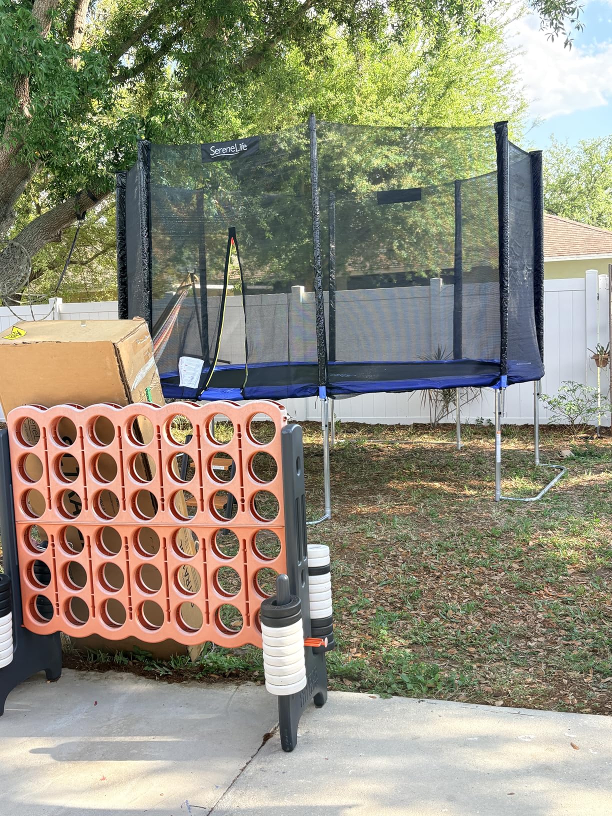 SereneLife Trampoline Outdoor with Enclosure Net, Ladder and Anti-Rust Coating - ASTM Approved Recreational Trampolines customer photo 1