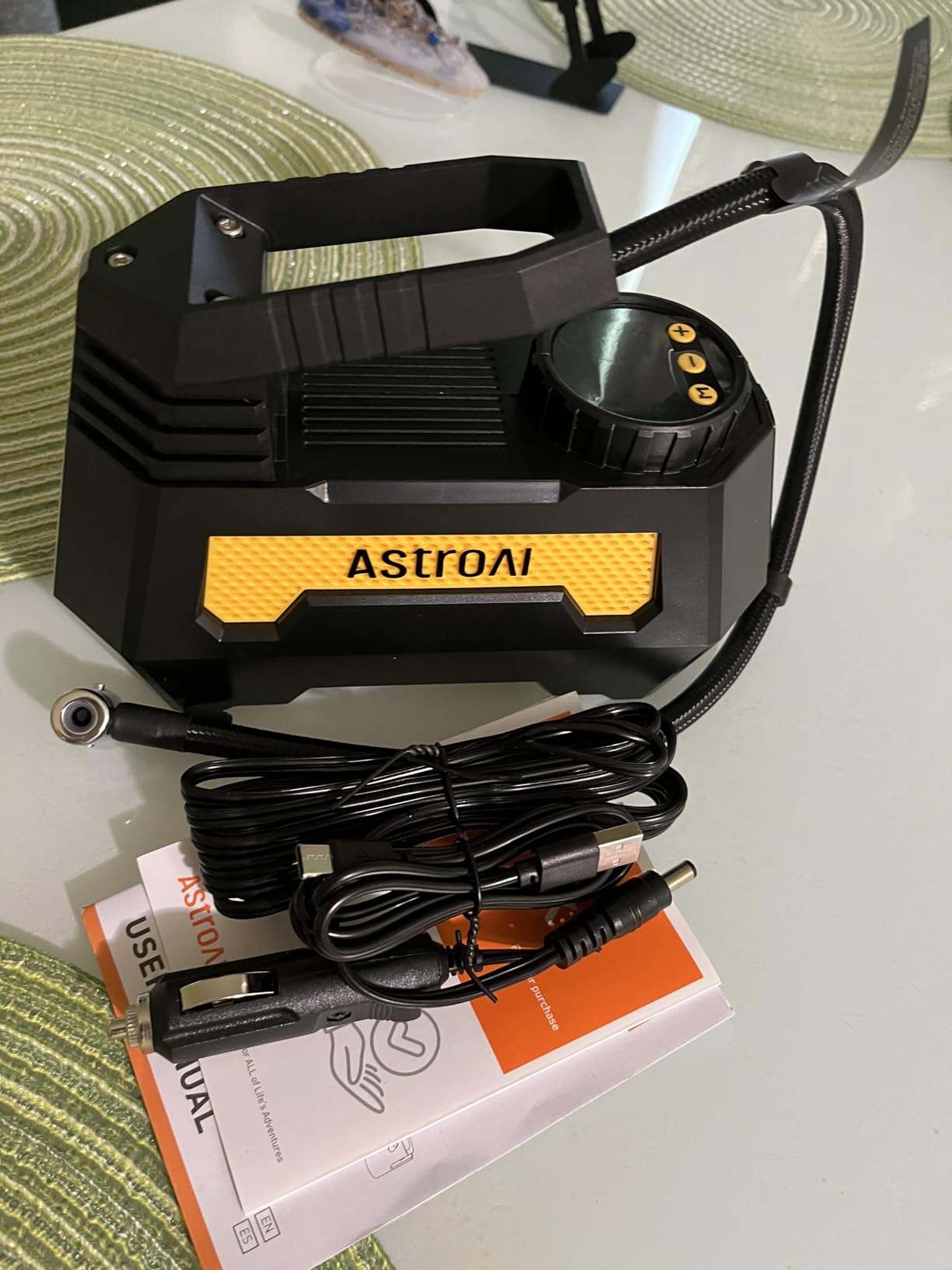 AstroAI H2 Pro Cordless Tire Inflator Portable Air Compressor Tire Pump with DC 12V & Battery Dual Power Supply Digital Pressure Gauge Fast Inflation Air Pump for Car Tires Motorcycles Bikes Yellow customer photo 2