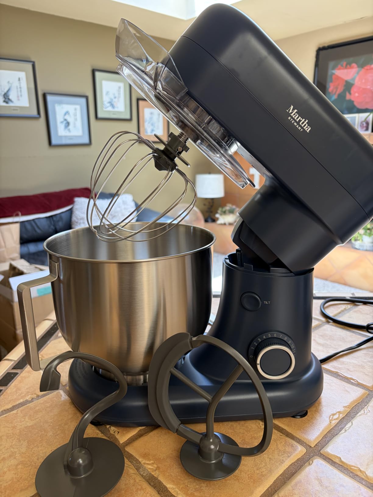 Martha Stewart 5.3Qt Stand Mixer, 12-Speed Tilt-Head Electric Kitchen Mixer with Stainless Steel Bowl, Dough Hook, Whisk & Beater, Splash Guard, Ideal for Baking Bread, Cake & Whipping, Linen Cream customer photo 1