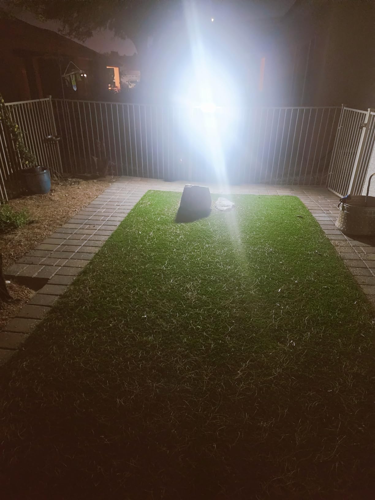 LUHLEE 416 LEDs Clip On Solar Lights Outdoor, 1500LM & 300° Angle Bright Motion Sensor Outdoor Lights with 3 Lighting Modes, IP65 Waterproof Flood Solar Light for Fence, Patio, Backyard, Gutter 2Pack customer photo 2