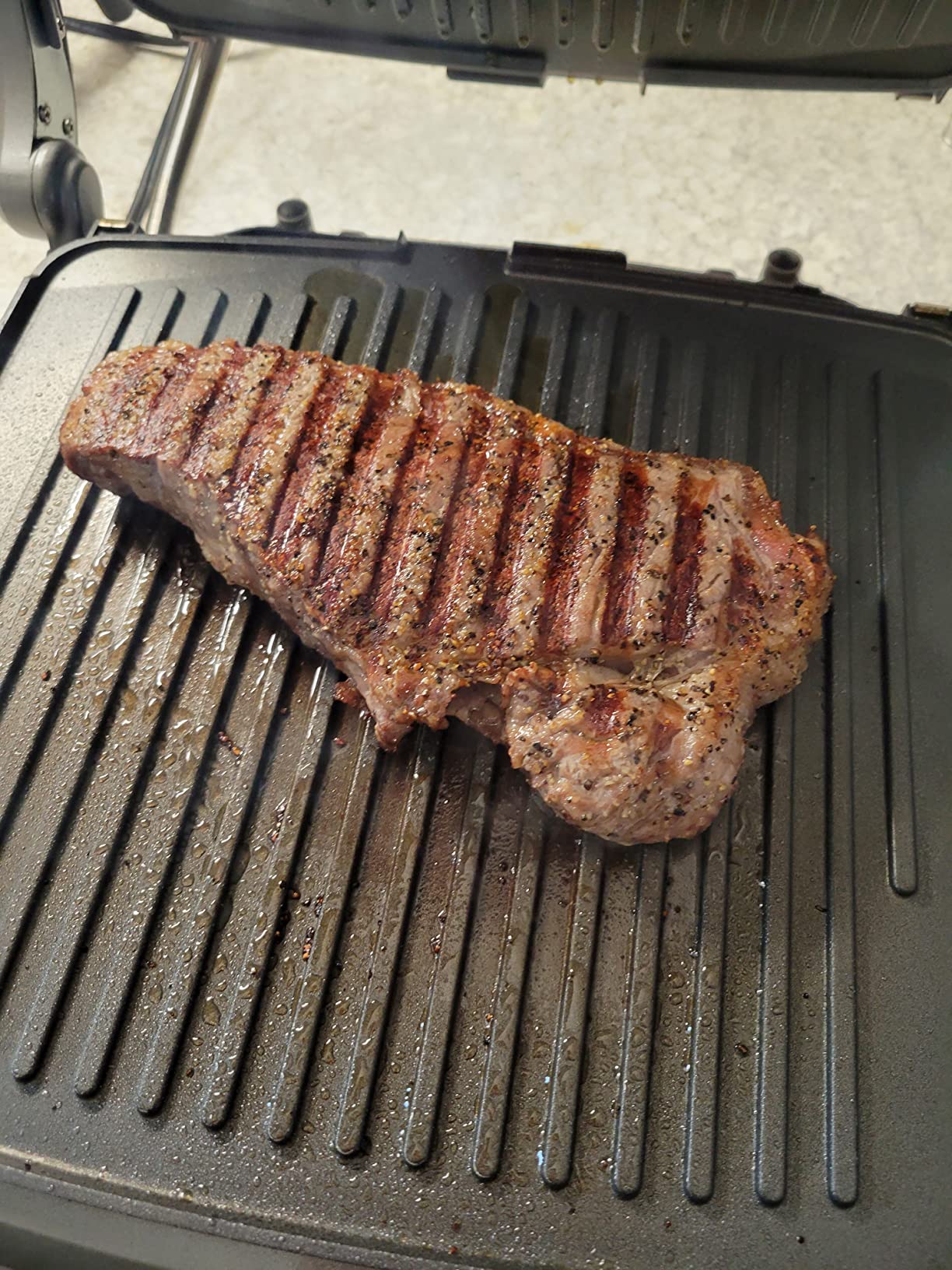 Cuisinart Griddler® Deluxe, Electric Griddle, GR-150NAS customer photo 2