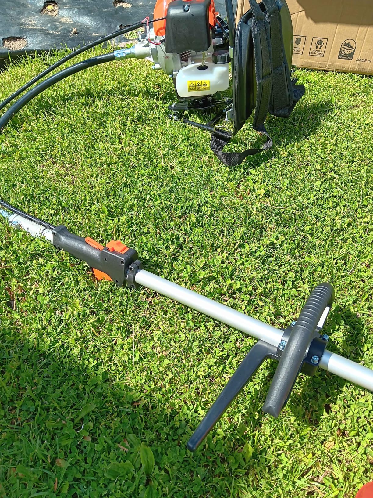 Baotree 48CC Gas Powered Pole Saws, 2 Stroke Gas Powered Pole Saws with 11.5 in Cutting Bar, 16-FT Height Cordless Extendable Long Tree Trimmer Gas Pole Saws for Tree Trimming Branches Pruning customer photo 1