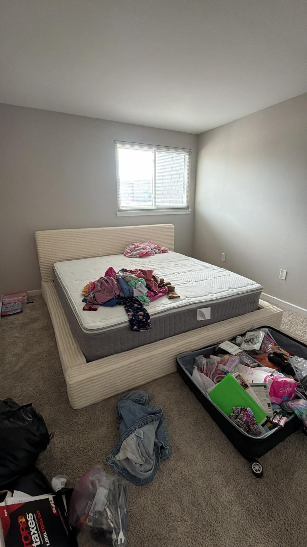 Novilla Queen Size Bed Frame, Plush CloudSoft Bed, Corduroy Upholstered Platform Bed Frame with Headboard, Easy Assembly, No Box Spring Needed, Modern Soft Bed Frame, White customer photo 1