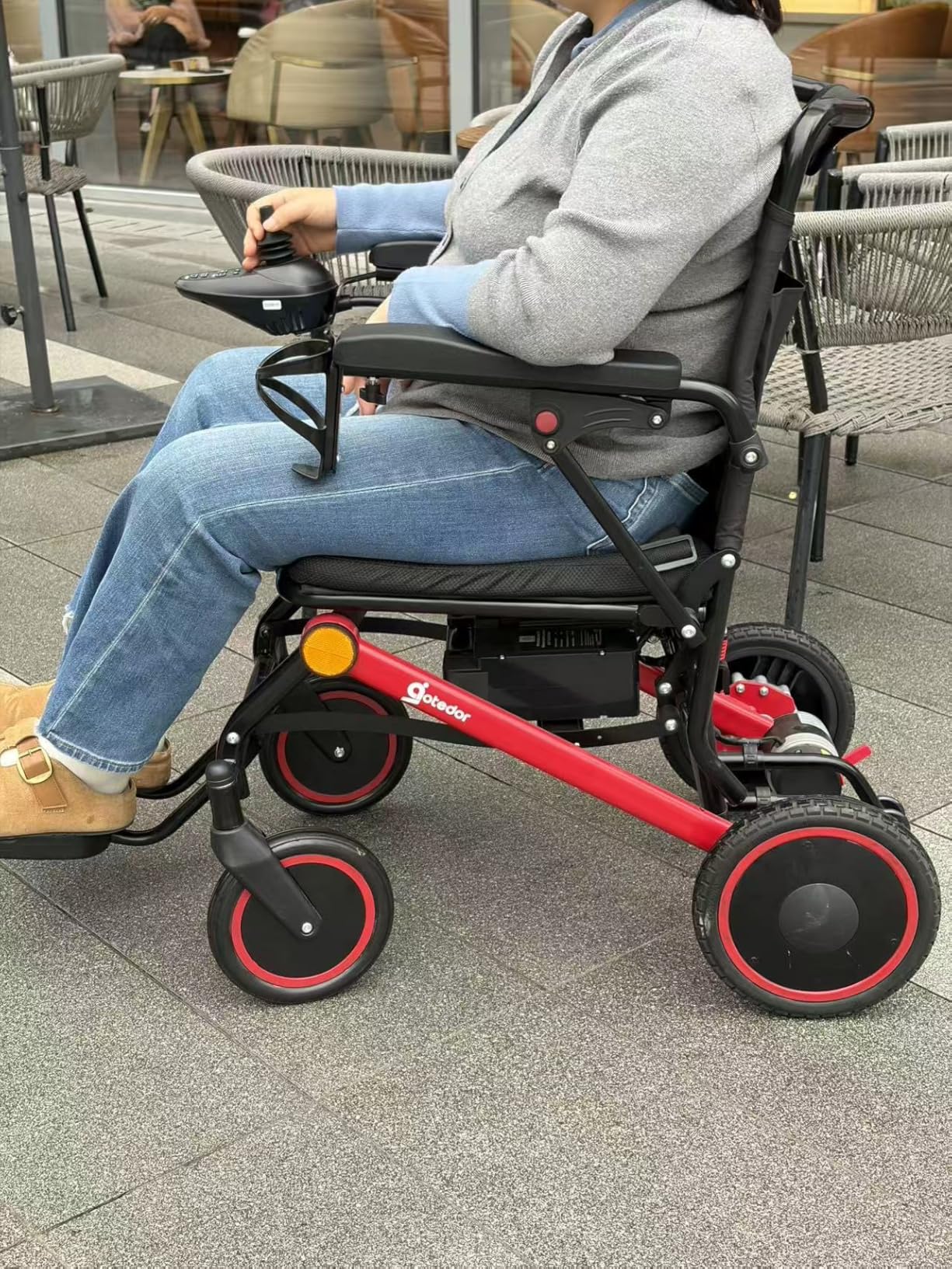 Aotedor Electric Wheelchair for Adults, 48 lbs Lightweight Foldable, 15 Miles Range, 500W Dual Motor All-Terrain, Airline Approved Portable Power Wheelchair for Seniors, Jet Black customer photo 2