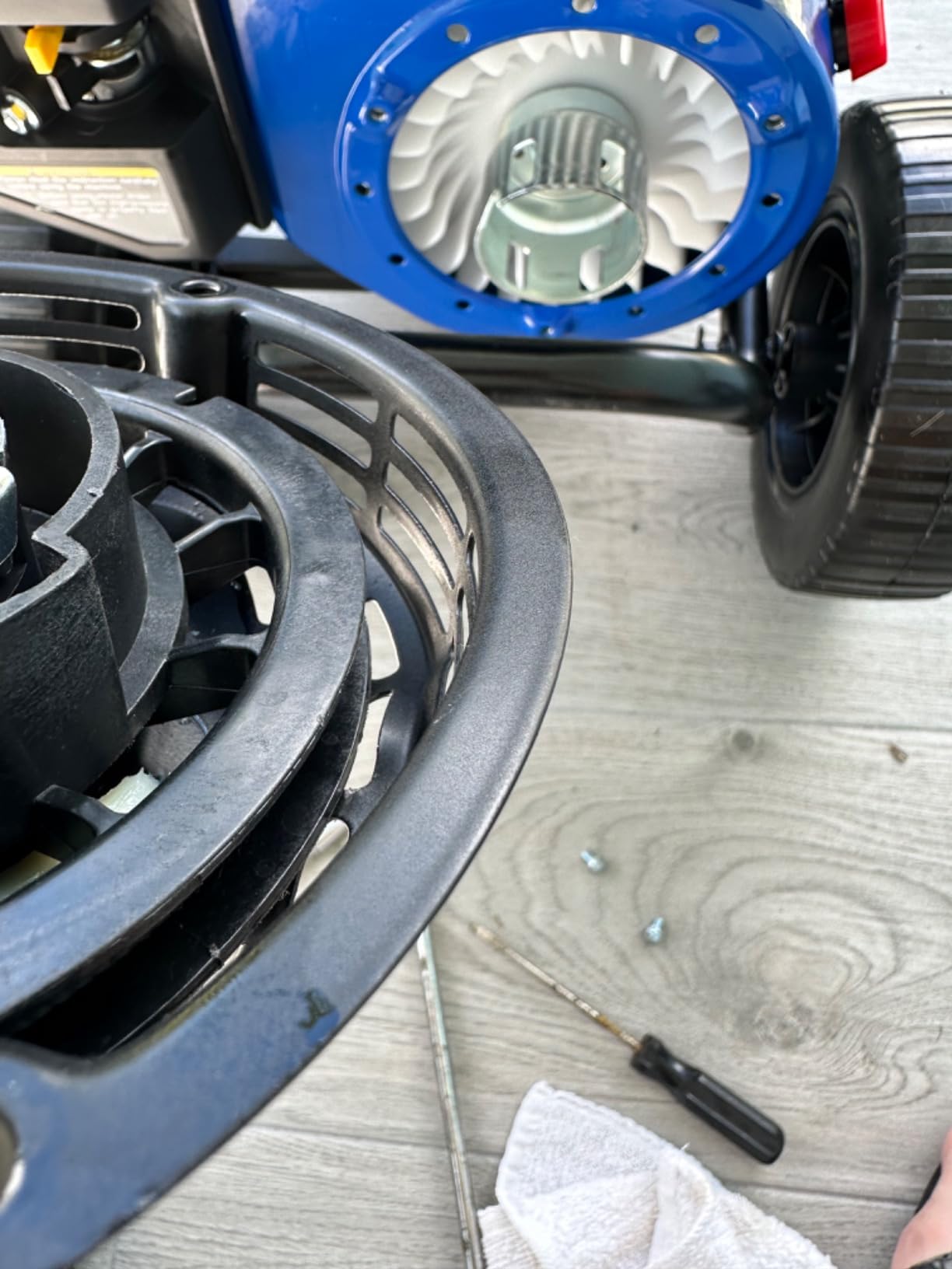 BILTHARD 3500 PSI Gas Pressure Washer, 2.6 GPM Heavy Duty Power Washer with 212cc 4 Cycle Engine, 5 Quick Connect Nozzle Tips, 30 Foot Hose customer photo 1
