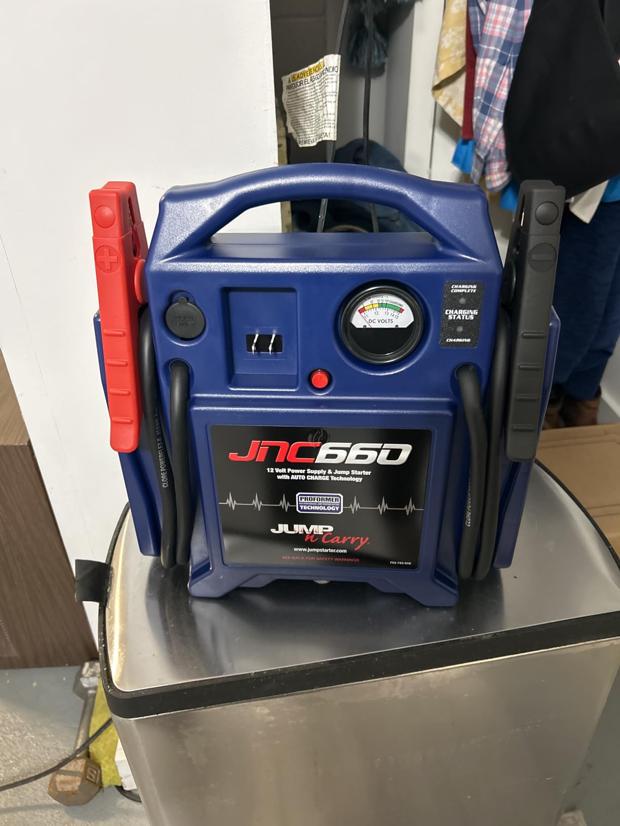 Clore Automotive Jump-N-Carry JNC660 1700 Peak Amp 12 Volt Jump Starter customer photo 1