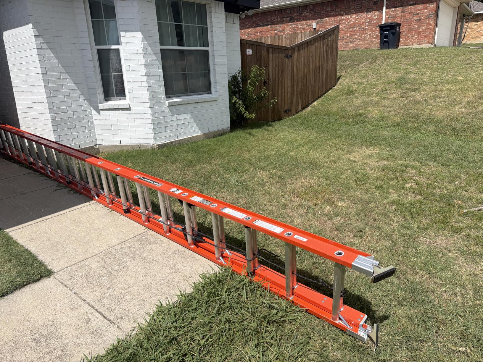 Louisville Ladder 16-foot Fiberglass Extension Ladder, 300-Pound Load Capacity, Type IA, FE3216 customer photo 1