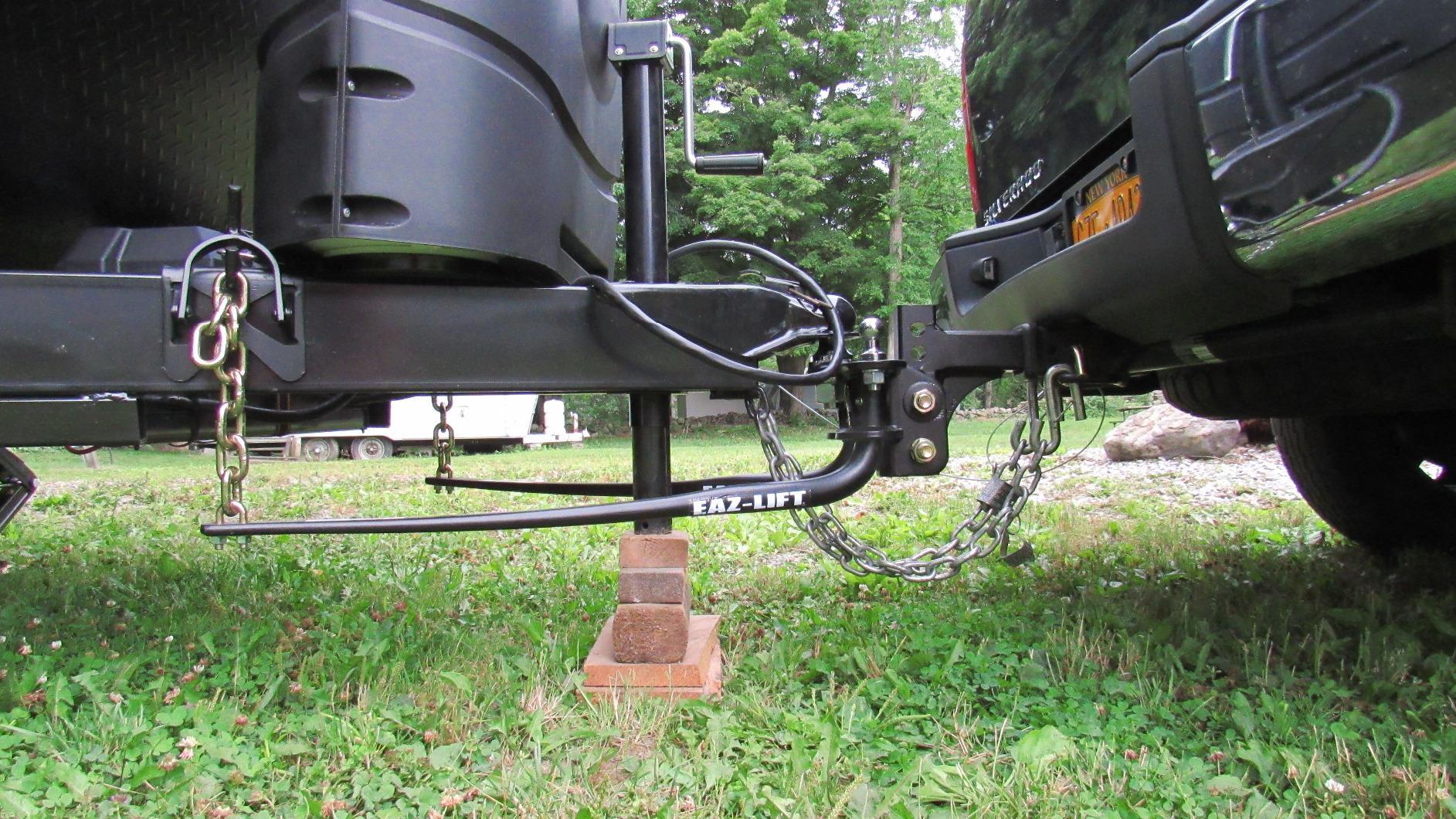 Camco Eaz-Lift Elite 800 Pounds Weight Distribution Hitch Kit with External or Adjustable Sway Control and Hitch Ball, Supports Up to 10000 Pounds customer photo 1