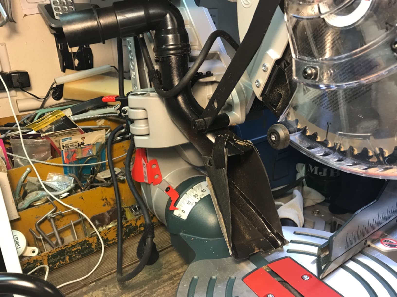 BOSCH CM10GD Compact Miter Saw - 15 Amp Corded 10 Inch Dual-Bevel Sliding Glide Miter Saw with 60-Tooth Carbide Saw Blade customer photo 2