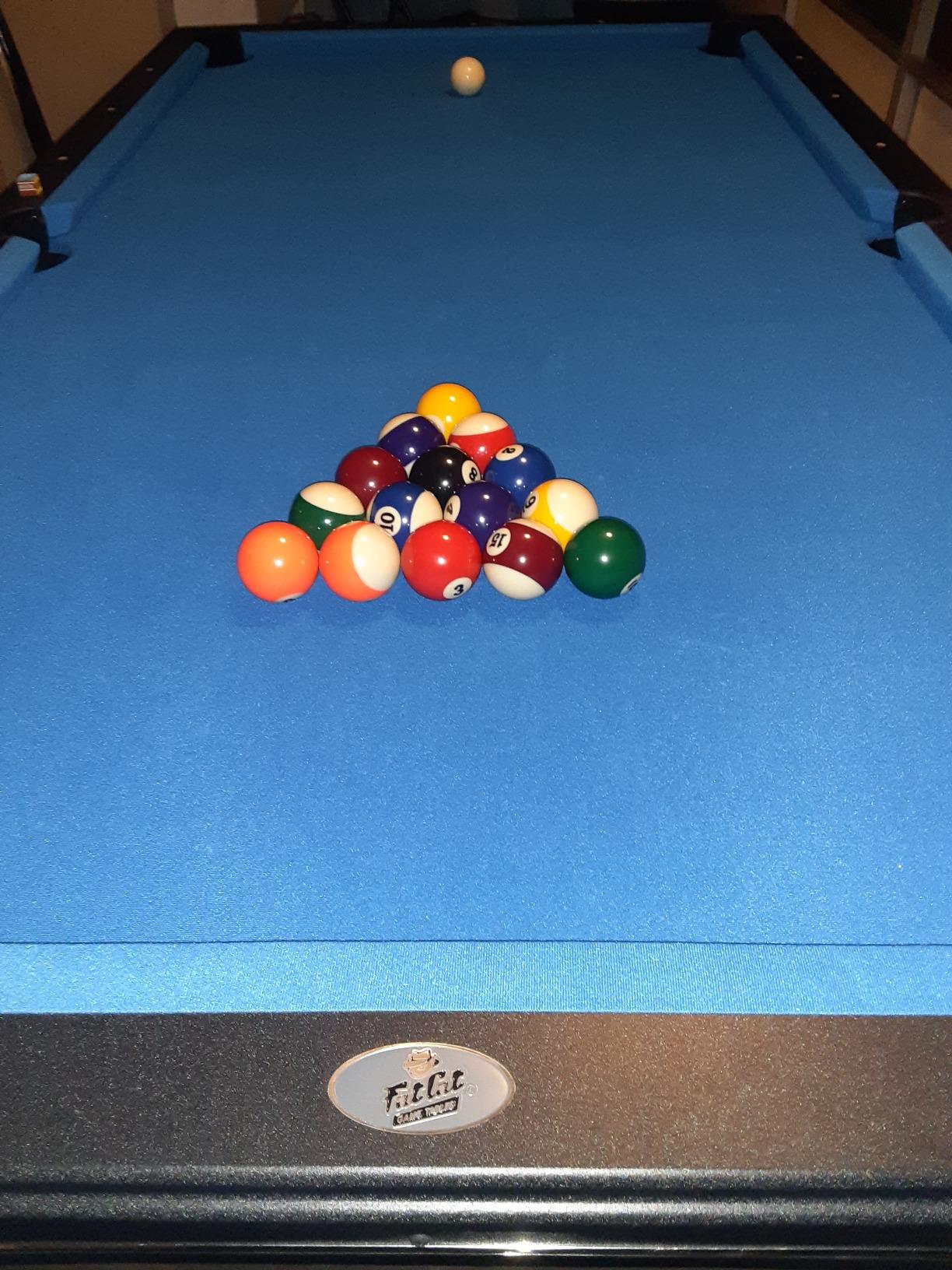 Hathaway Tucson 7 Foot Pool Table with Automatic Ball Return, Billiard Table with Arcade Style Black Finish, 818 Bumpers, Includes Cues and Balls customer photo 2