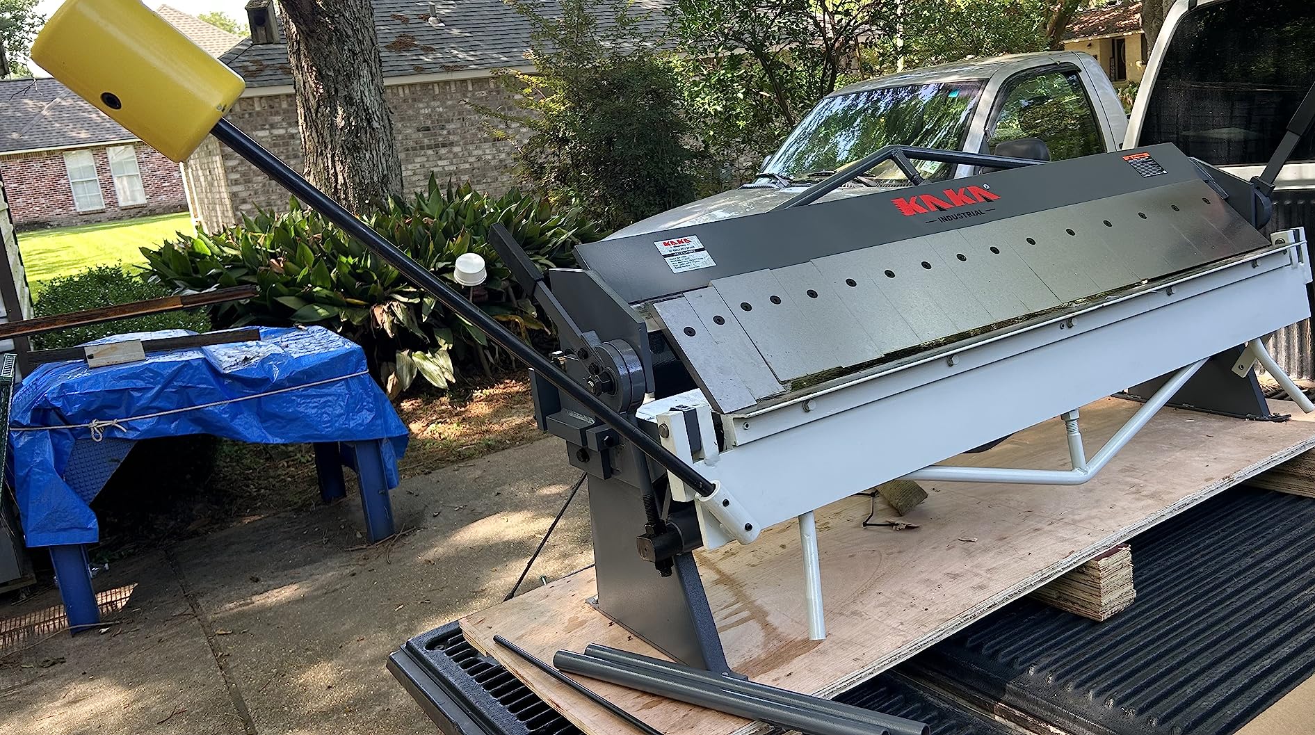 Box and Pan Brake, 50 in 16 Gauge, KAKA INDUSTRIAL BP-1650 | 16-finger forming control | Box brake adjustment setup customer photo 2