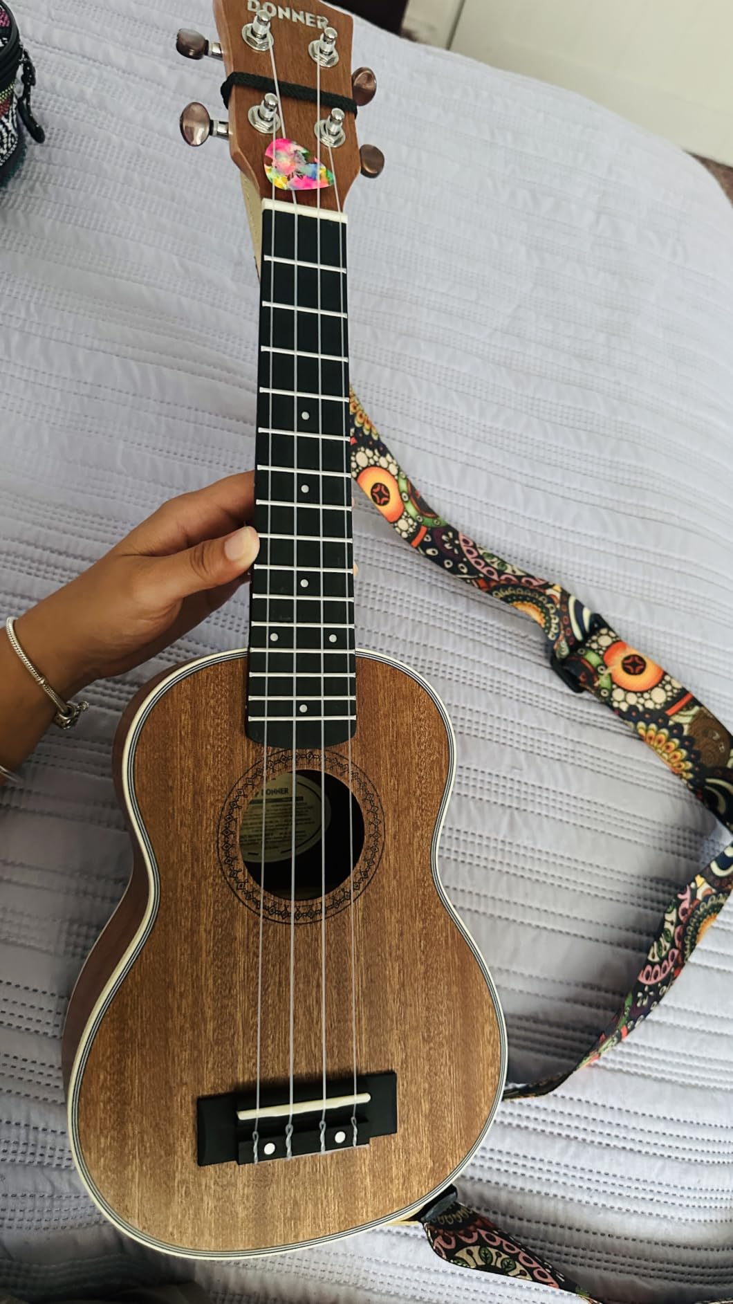 Donner Concert Ukulele Beginner Mahogany 23 Inch Ukelele Kit with Free Online Lesson Gig Bag Strap Nylon String Tuner Picks Cloth DUC-1 customer photo 2