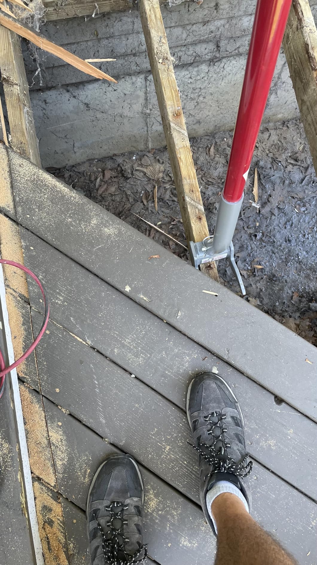 The Original Deck Wrecker Deck Board Removal Tool. Heavy-Duty Professional-Grade Pry Bar Engineered for Power & Efficiency customer photo 2