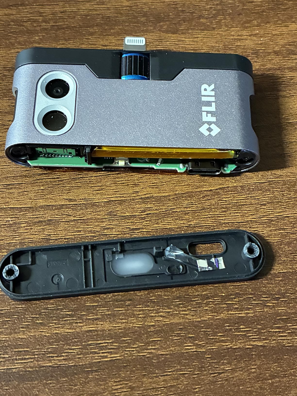 FLIR ONE Thermal Imaging Camera for iOS Smartphones (iPhone 14 and Older w/Lightning Port), 240x180 Super Resolution (80x60 Native IR) customer photo 1