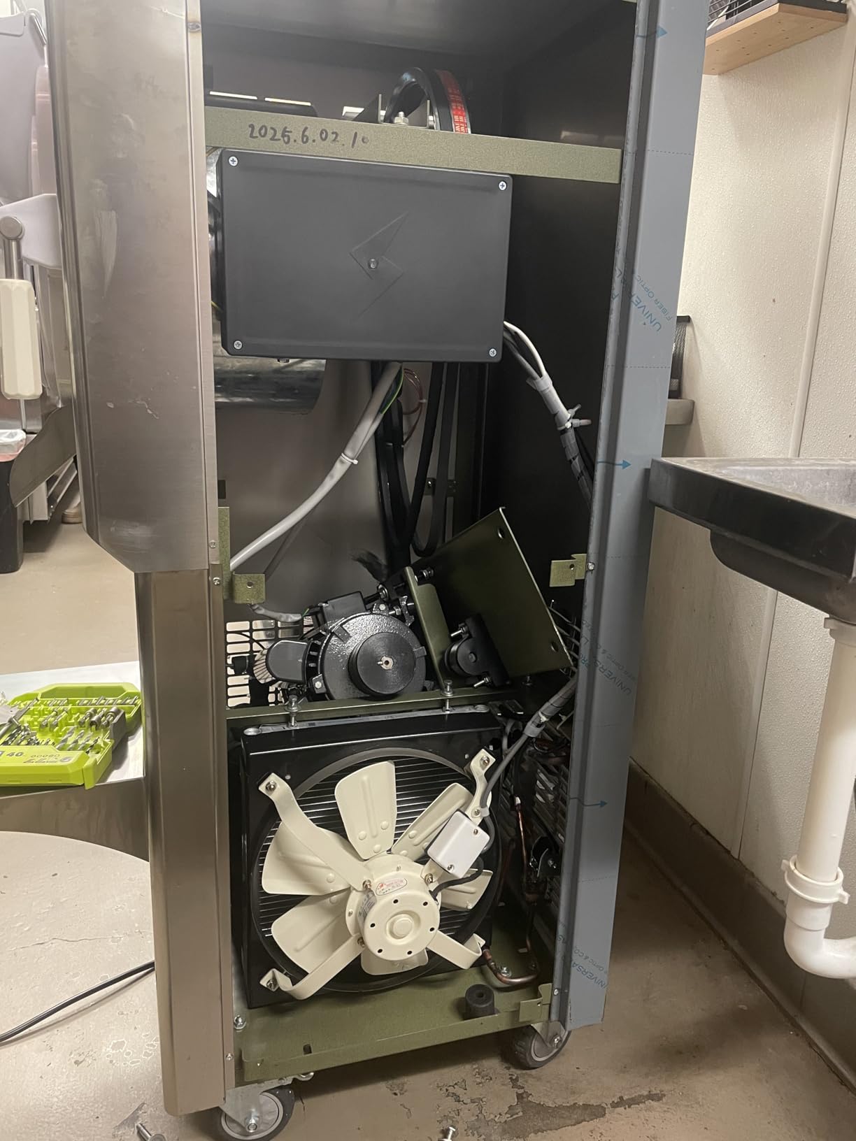 Kolice ETL Certificate Commercial Hard Ice Cream Machine, Gelato Hard Ice Cream Making Machine, Hard Ice Cream Maker, Batch Freezer-Italy Designed Extra Strong Door, 9-11 gal per Hour customer photo 2