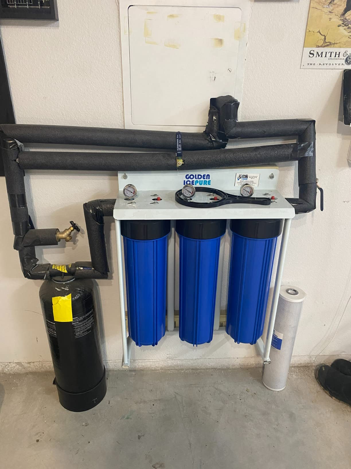 AO Smith Whole House Salt Free Descaler System - Works with City & Well Water Filters - 6yr, 600,000 Gl - Water Conditioner System for Home - AO-WH-DSCLR customer photo 2