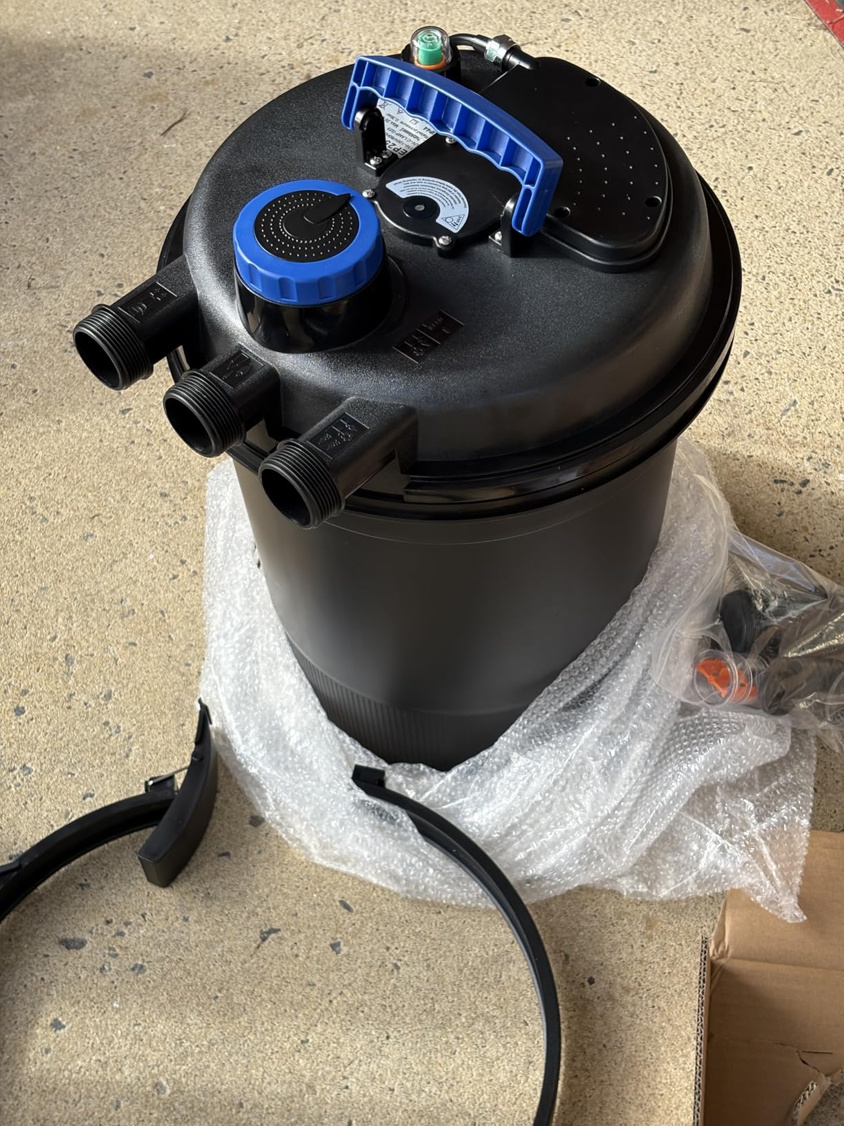 HAPPYGRILL Pond Filter, 2642 GPH Pond Pump Filter w/13W UV-C Light, Bio Balls & 4 Adapters, Bio Pressure Pond Filter System for 1321 Gal Koi Fish Ponds or 2642 Gal Ornamental Ponds customer photo 1