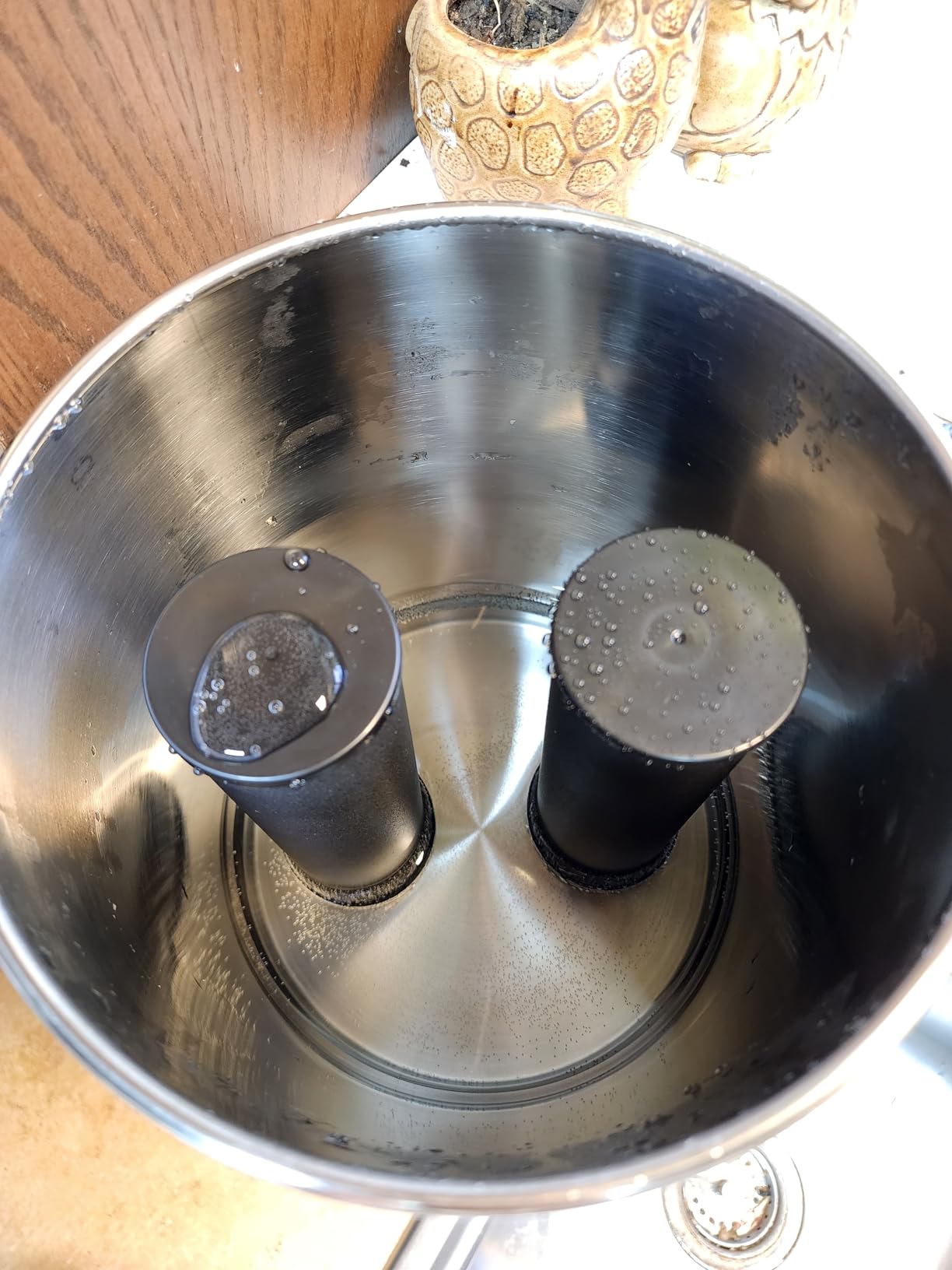 Waterdrop TK-A Gravity Water Filter System, NSF/ANSI 42&372 Standard, Reduces Lead and up to 98% of Chlorine, with 2 Black Carbon Filters and Metal Spigot, 2.25G customer photo 1
