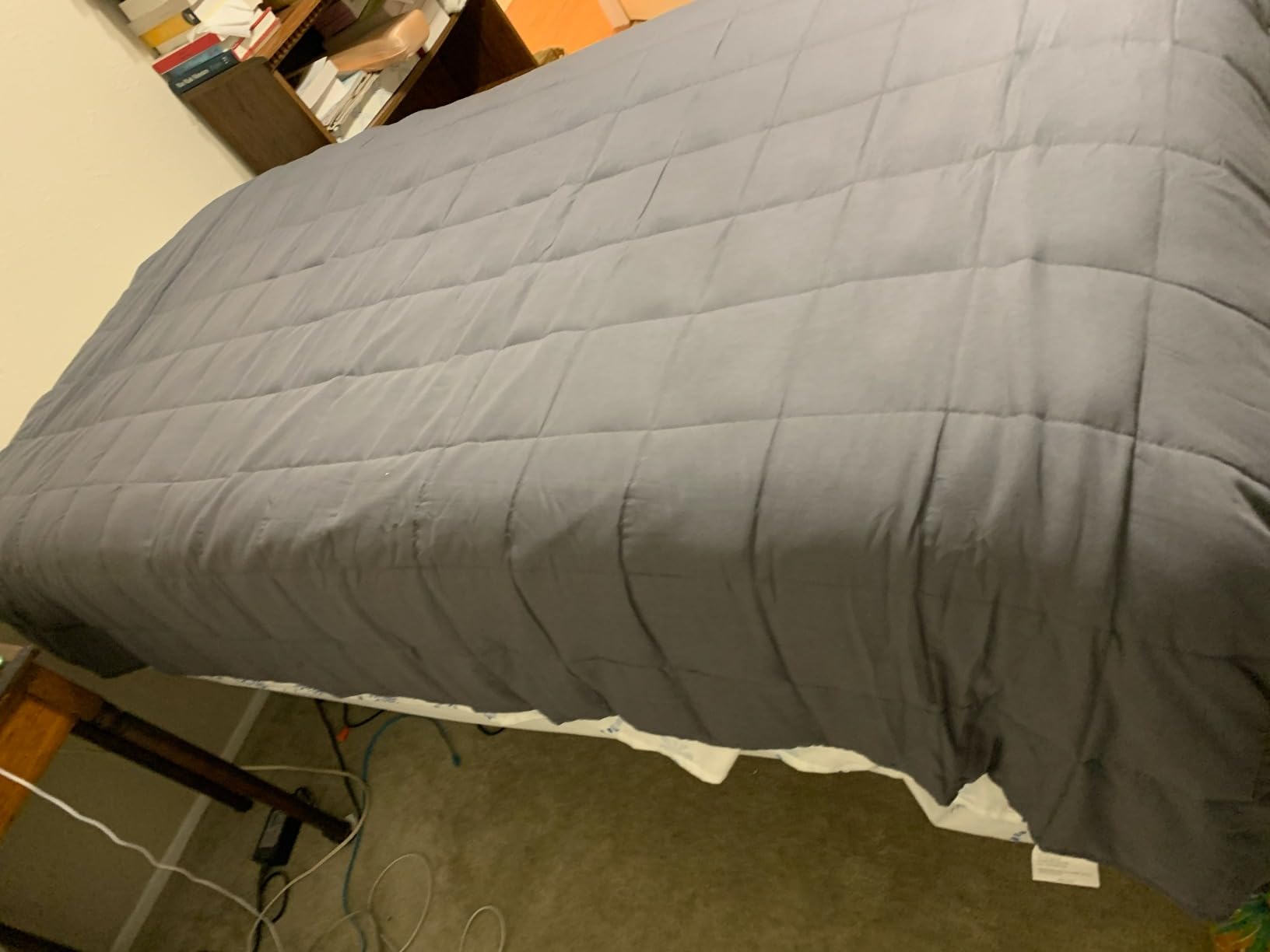 Aricove Cooling Weighted Blanket for Adults, 15 lbs, Full/Queen Size Weighted Blanket, 60x80 inches, Silky Soft Bamboo Viscose, Machine Washable, White customer photo 1