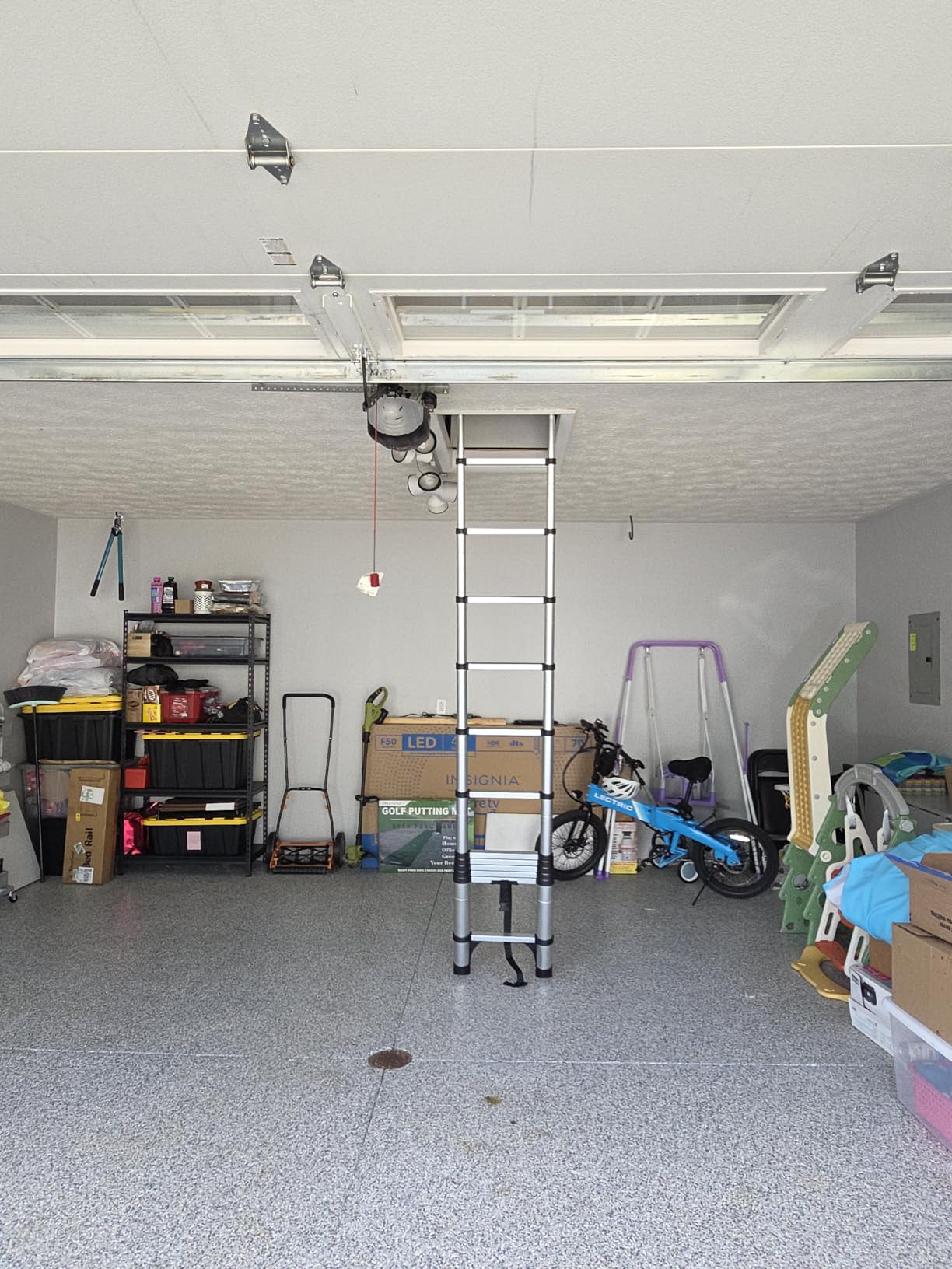 Telescoping Ladder, SocTone 12.5 FT Aluminum Lightweight Extension Ladder with 2 Triangle Stabilizers, Heavy Duty 330lbs Max Capacity, Collapsible Ladder with Hooks for RV or Outdoor Work customer photo 1