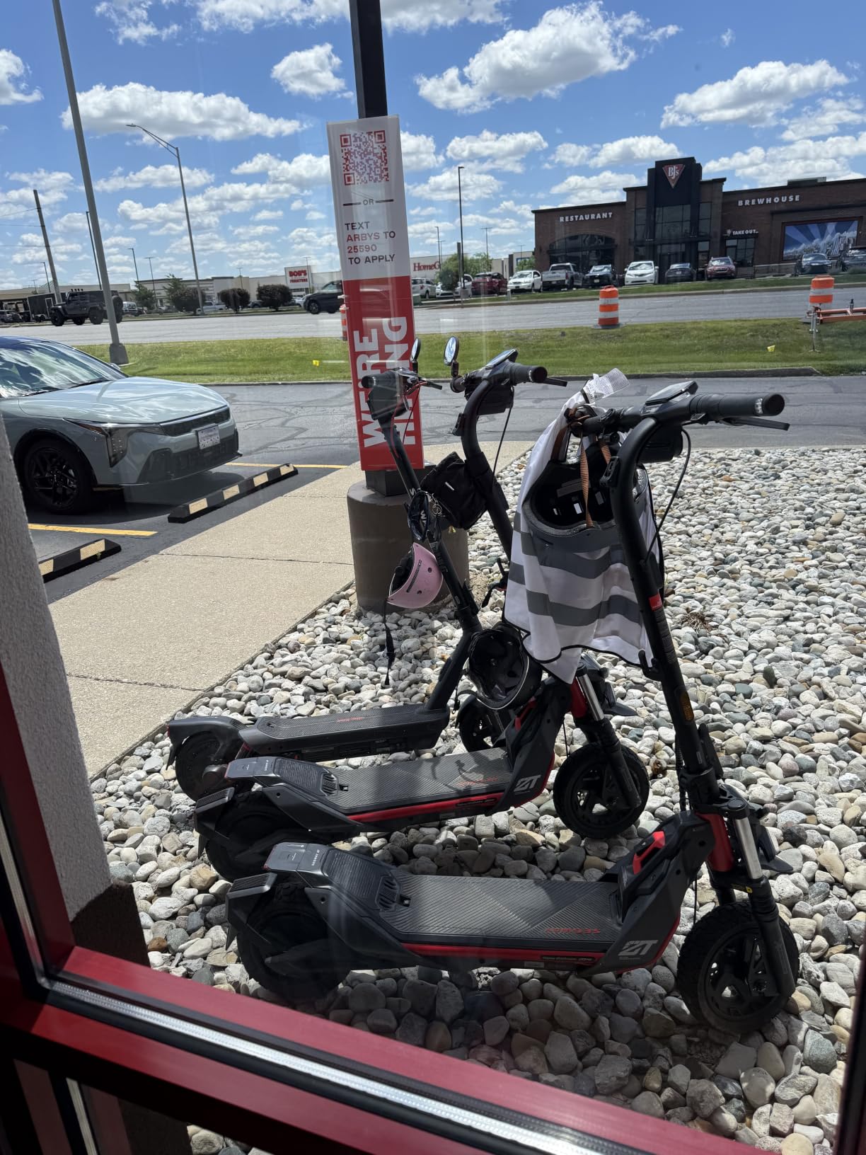 Segway ZT3 Pro Electric Scooter, Up to 24.9 MPH, 43.5-Mile Range, Dual Suspension, Flash Charge, 1600W Peak Motor, Off-Road Scooter for Adults UL Certified (UL2272/2271) customer photo 2